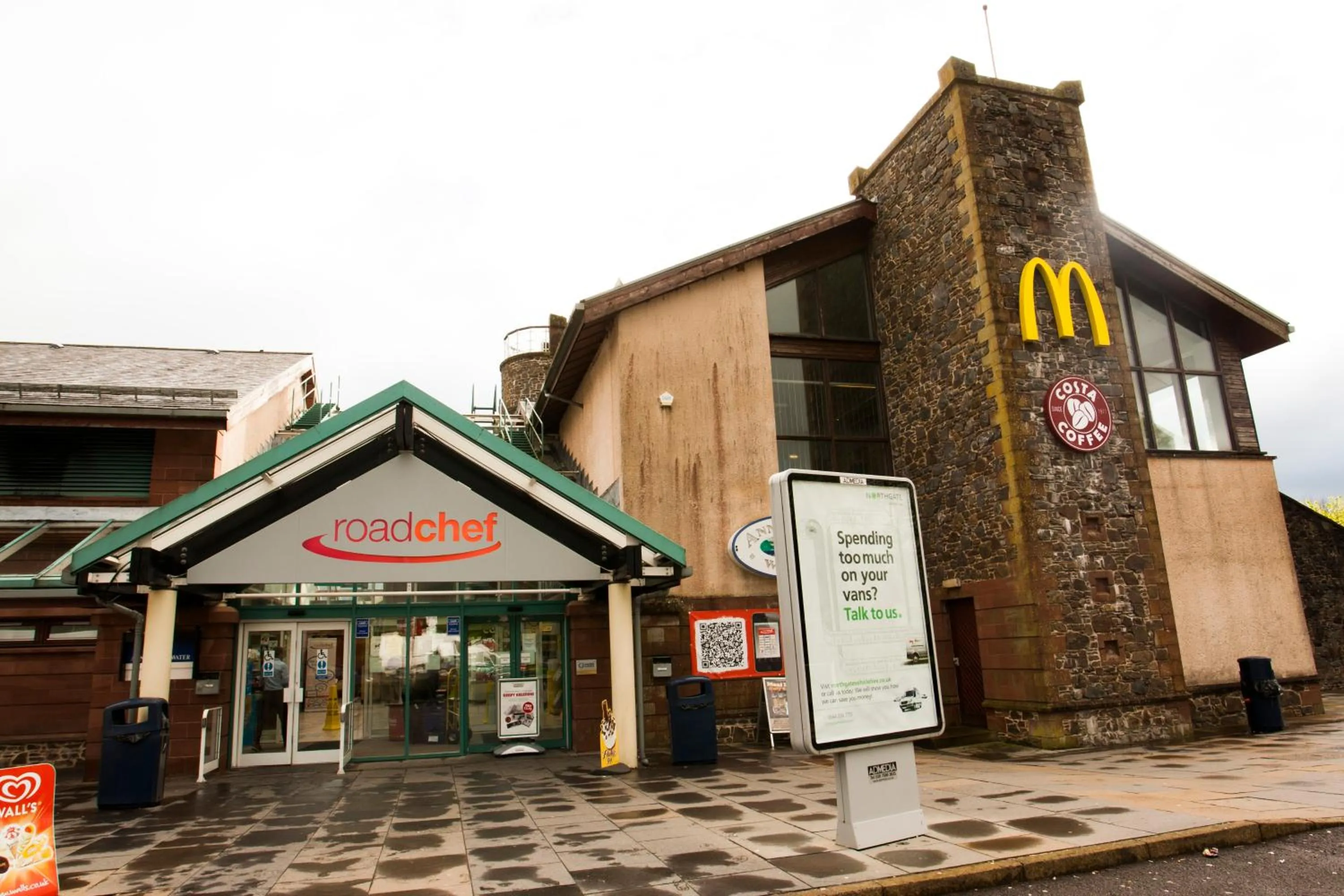 Property building in Days Inn Lockerbie - Annandale Water