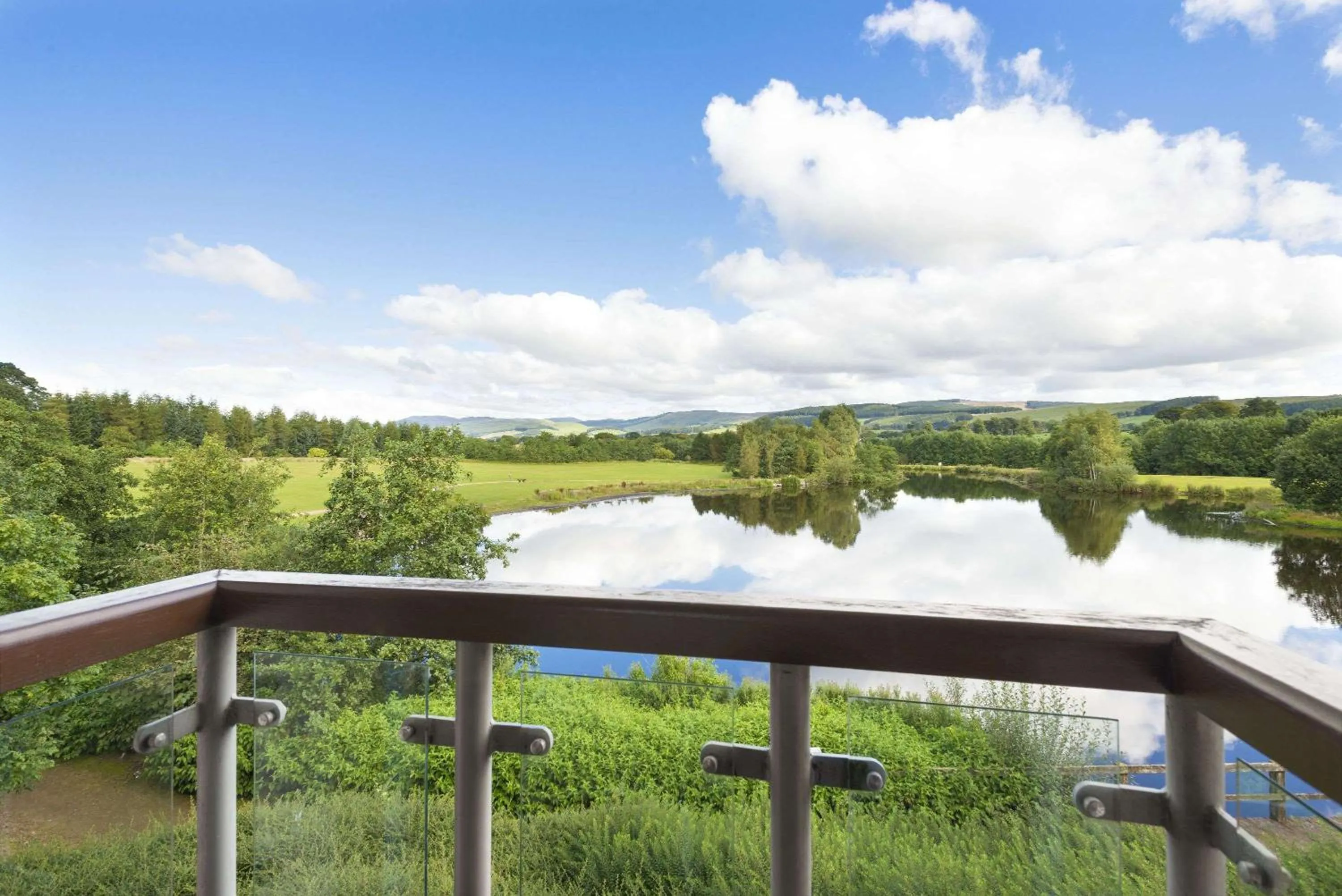 Photo of the whole room in Days Inn Lockerbie - Annandale Water