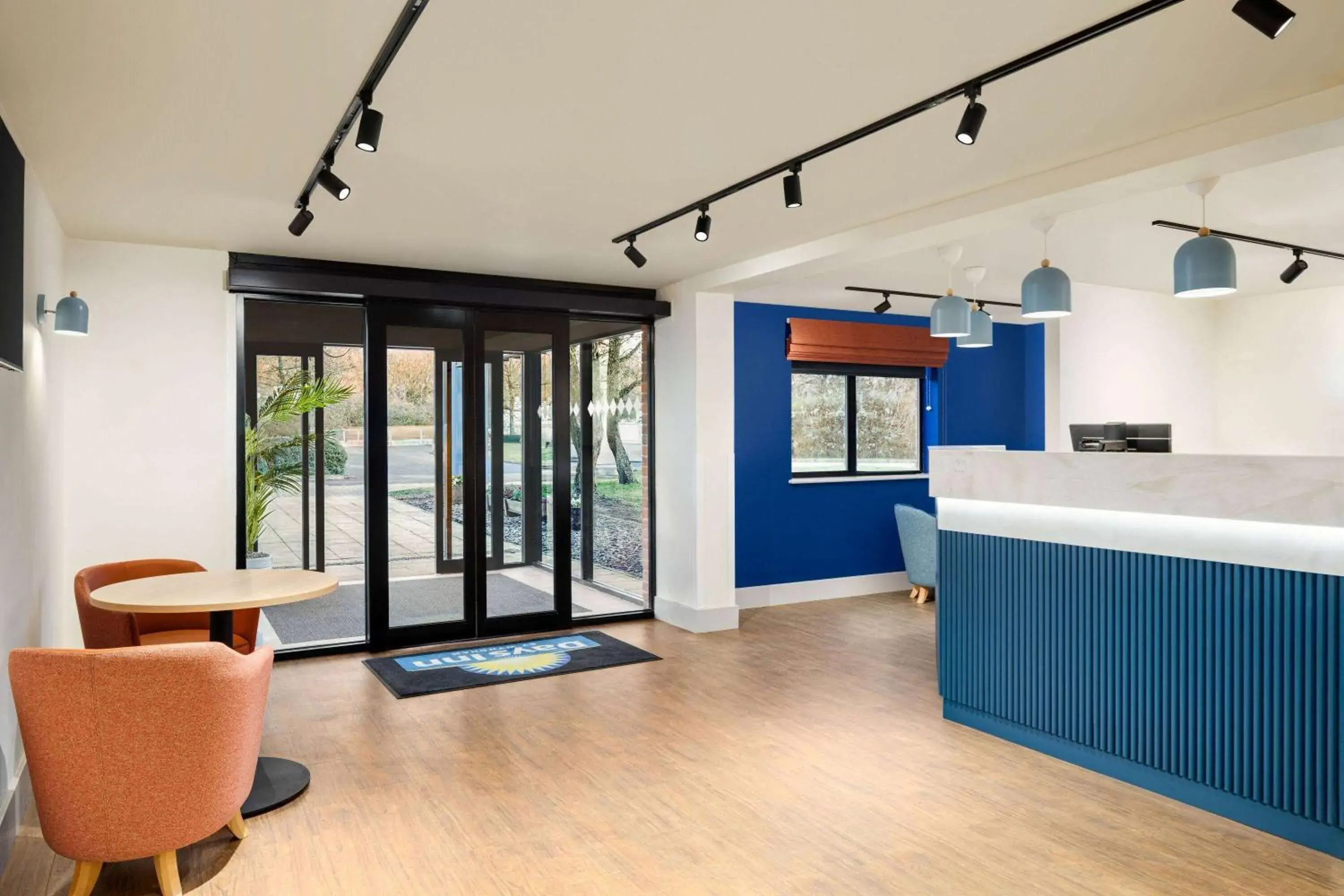 Lobby or reception in Days Inn Chesterfield - Tibshelf Lobby or reception in Days Inn Chesterfield - Tibshelf