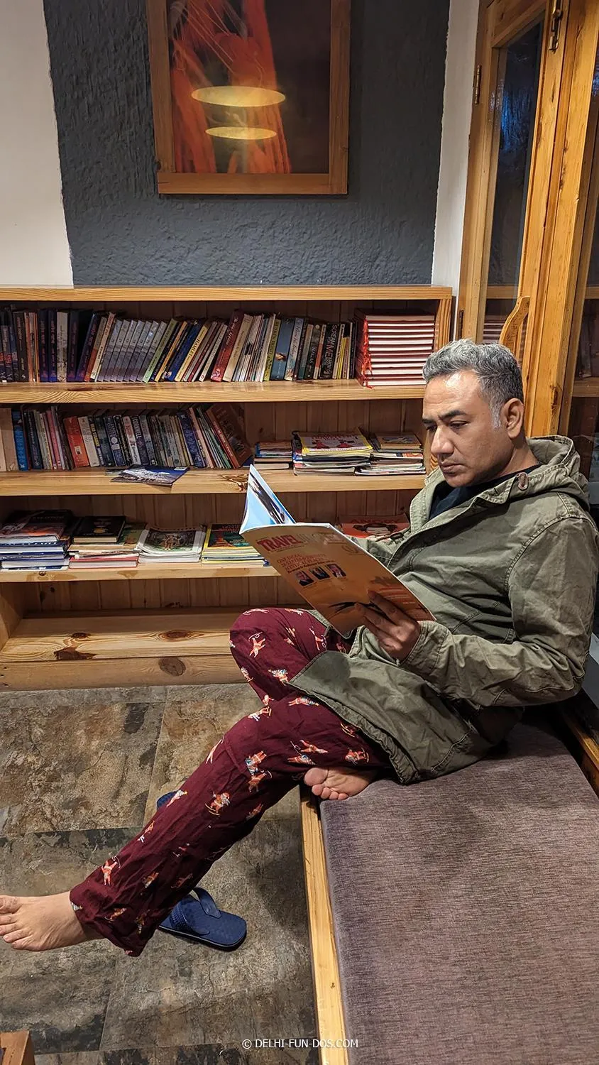 Library in Prakriti-The Retreat