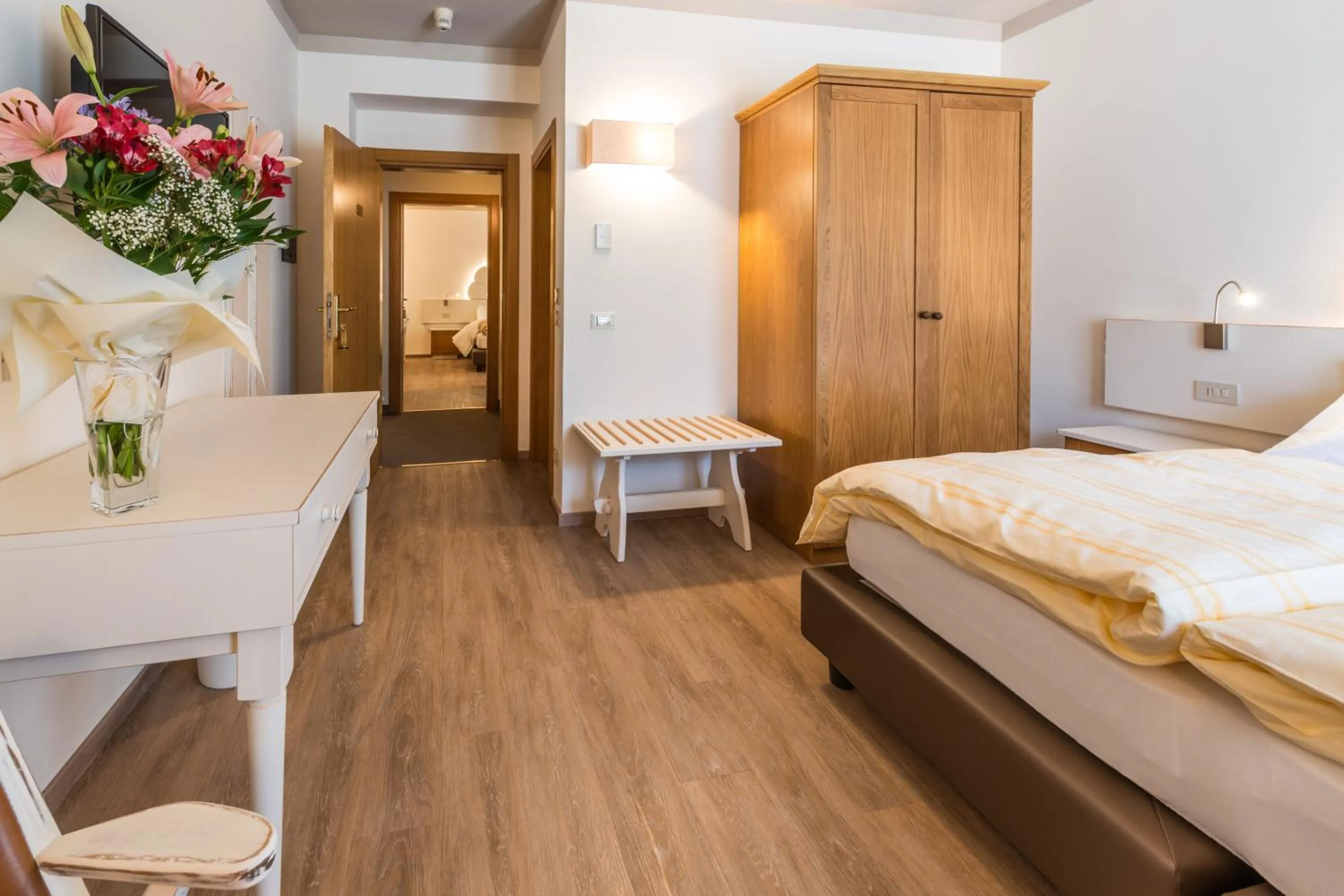 Photo of the whole room, Bed in Hotel Paradiso