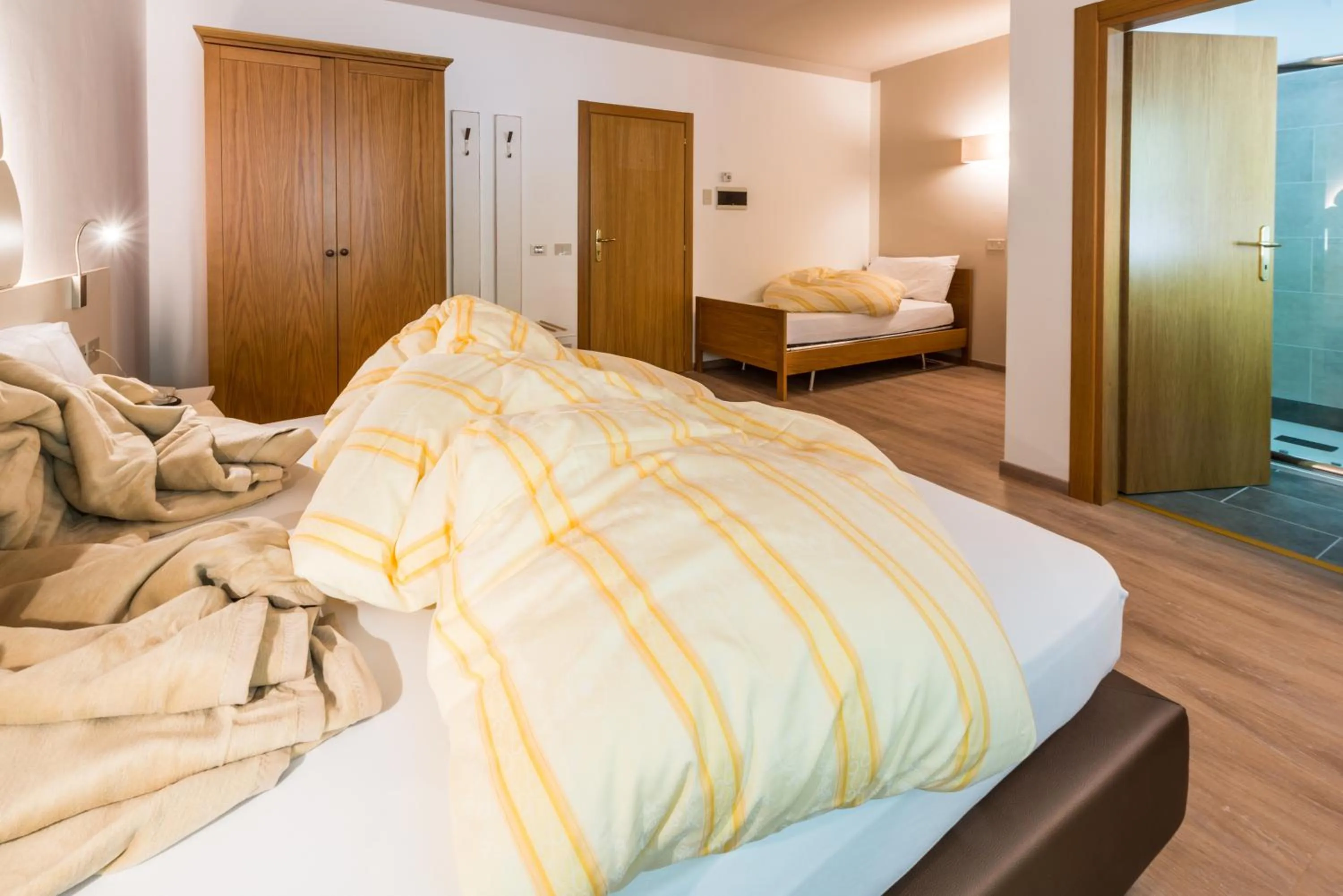 Photo of the whole room, Bed in Hotel Paradiso