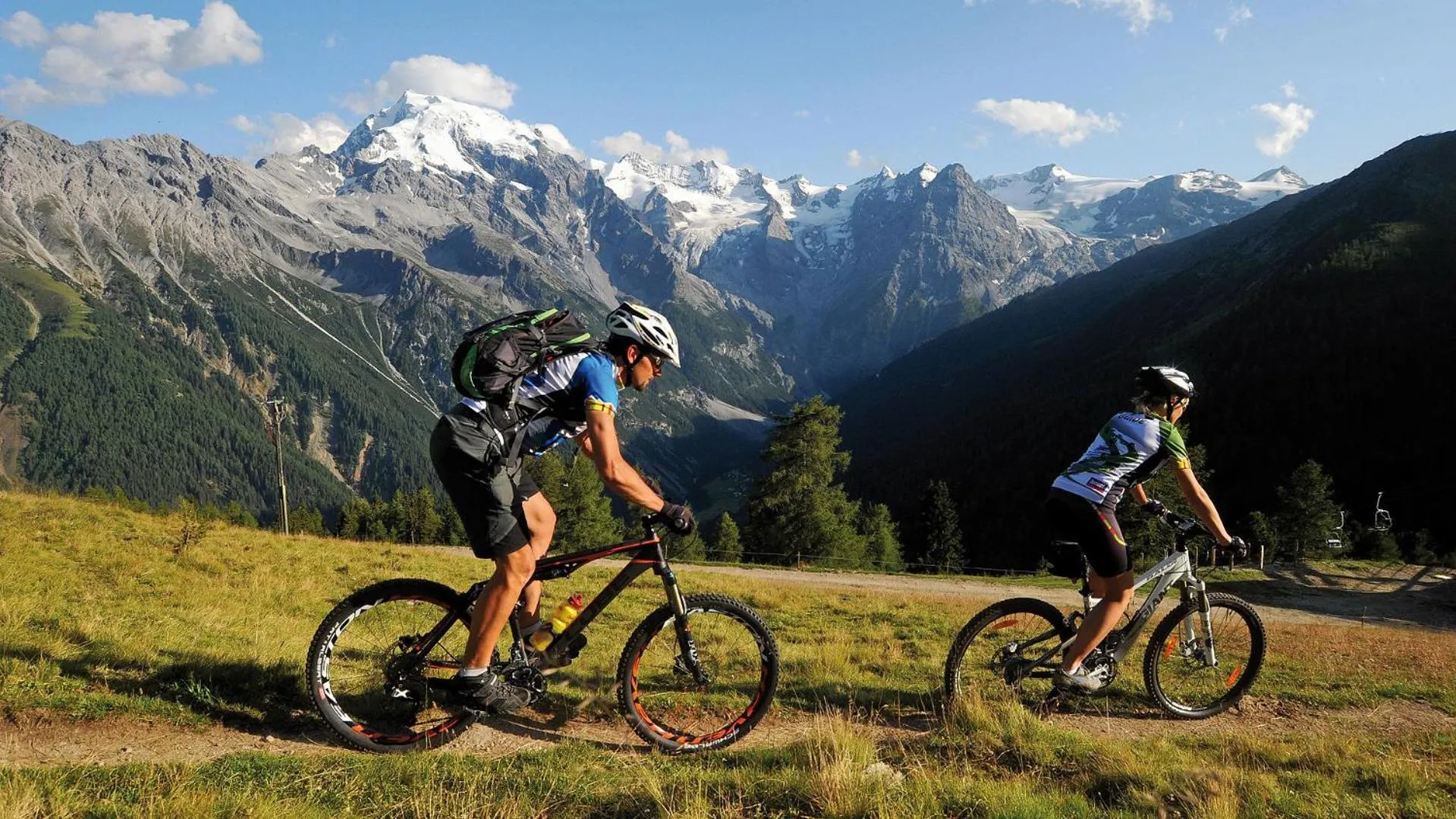 Cycling in Hotel Paradiso