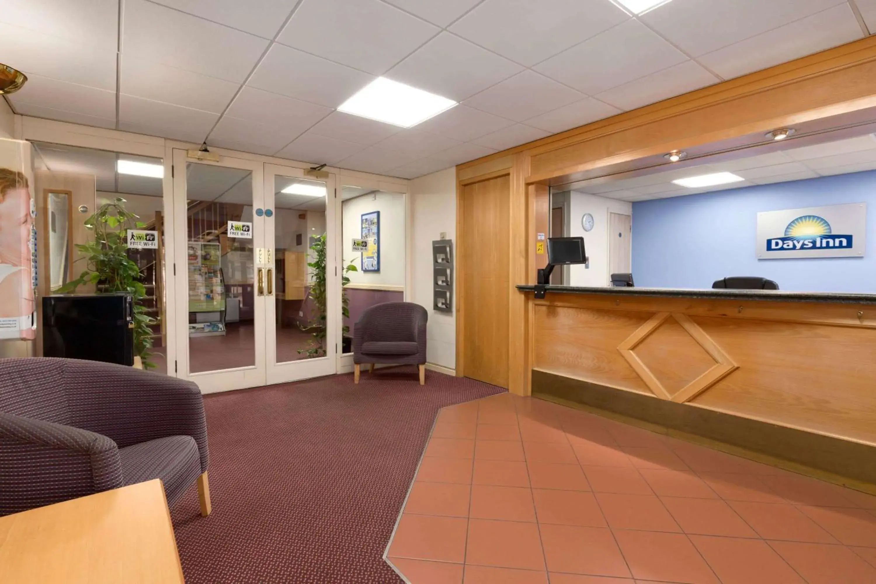 Lobby or reception in Days Inn Southampton Rownhams Lobby or reception in Days Inn Southampton Rownhams