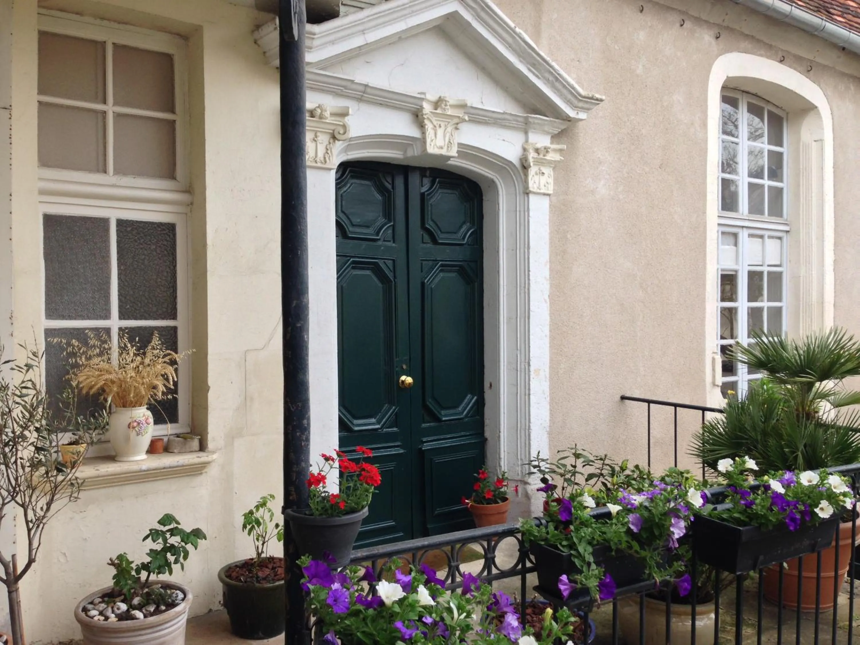 Facade/entrance in Maison Colladon