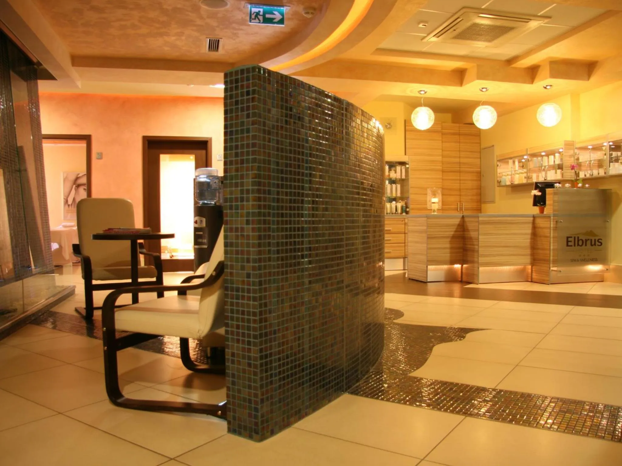Spa and wellness centre/facilities in Hotel Elbrus Spa & Wellness