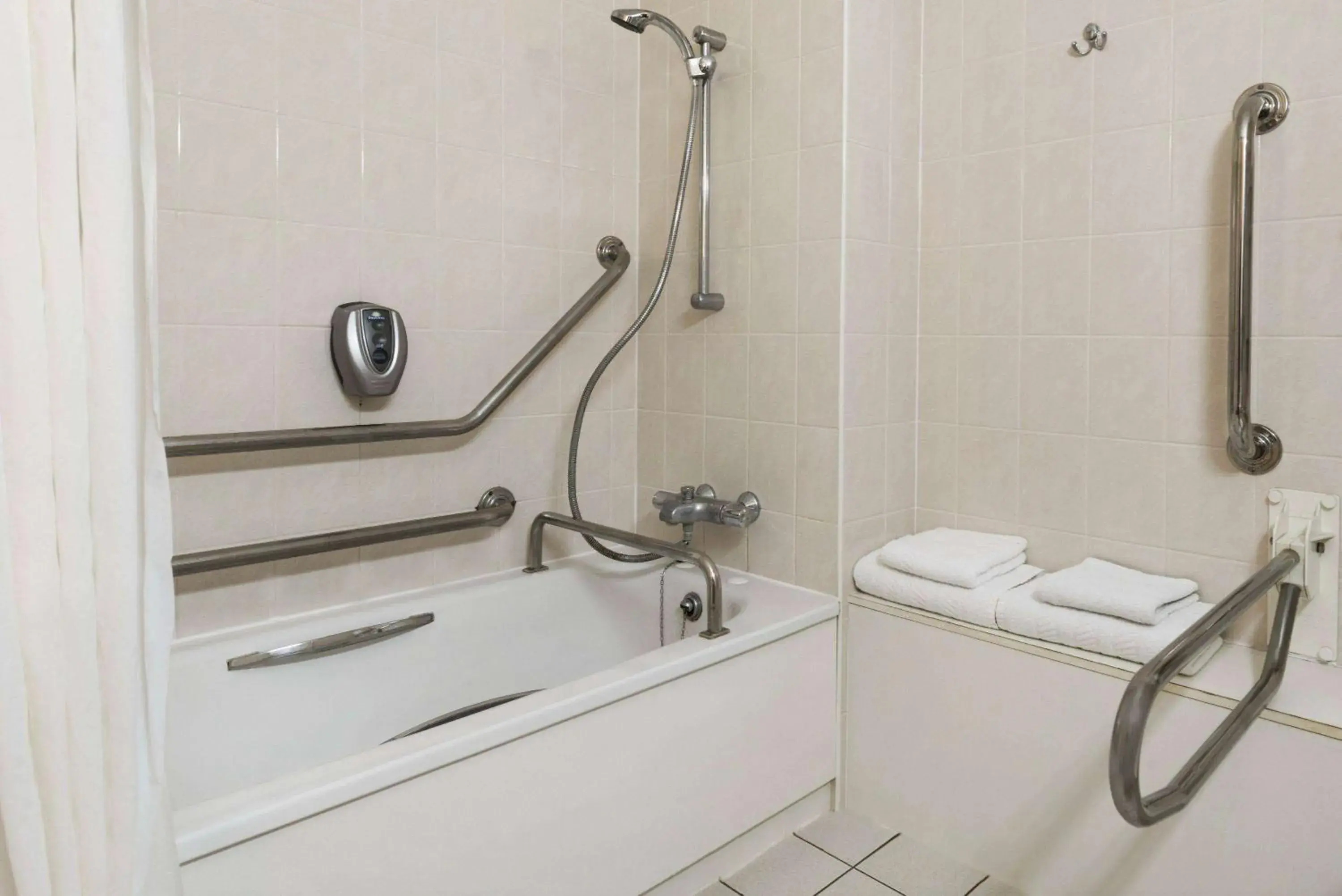 Photo of the whole room in Days Inn Stafford Photo of the whole room in Days Inn Stafford