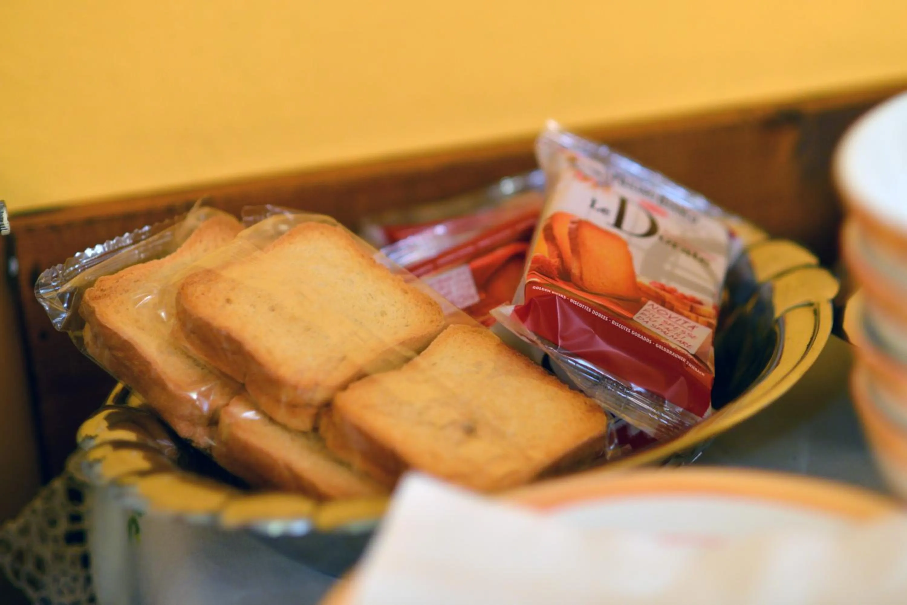Continental breakfast in La Casa Ritrovata