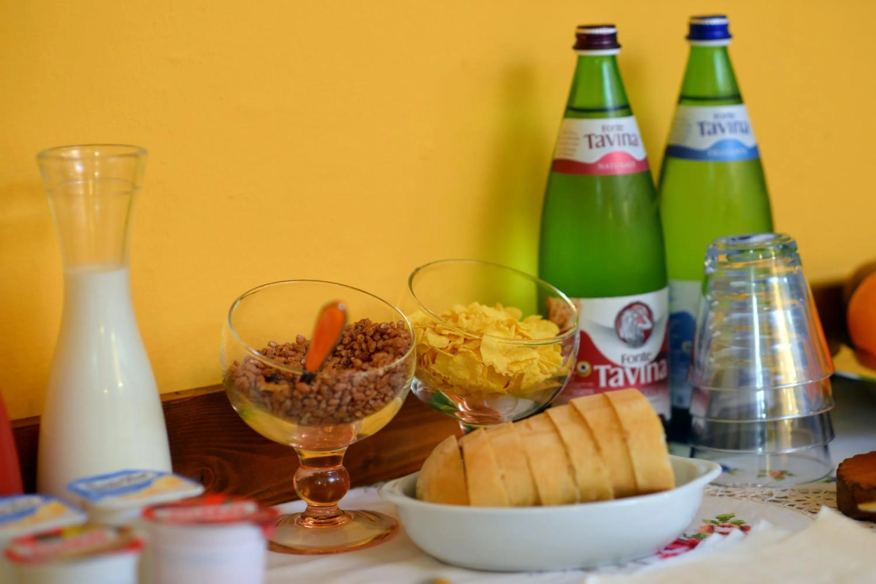 Continental breakfast in La Casa Ritrovata
