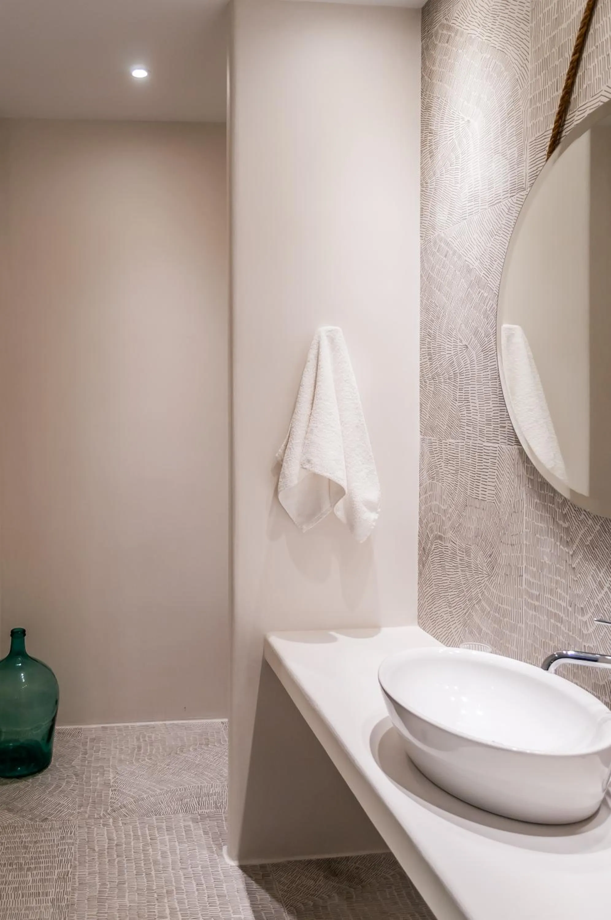 Bathroom in Vilos Suites