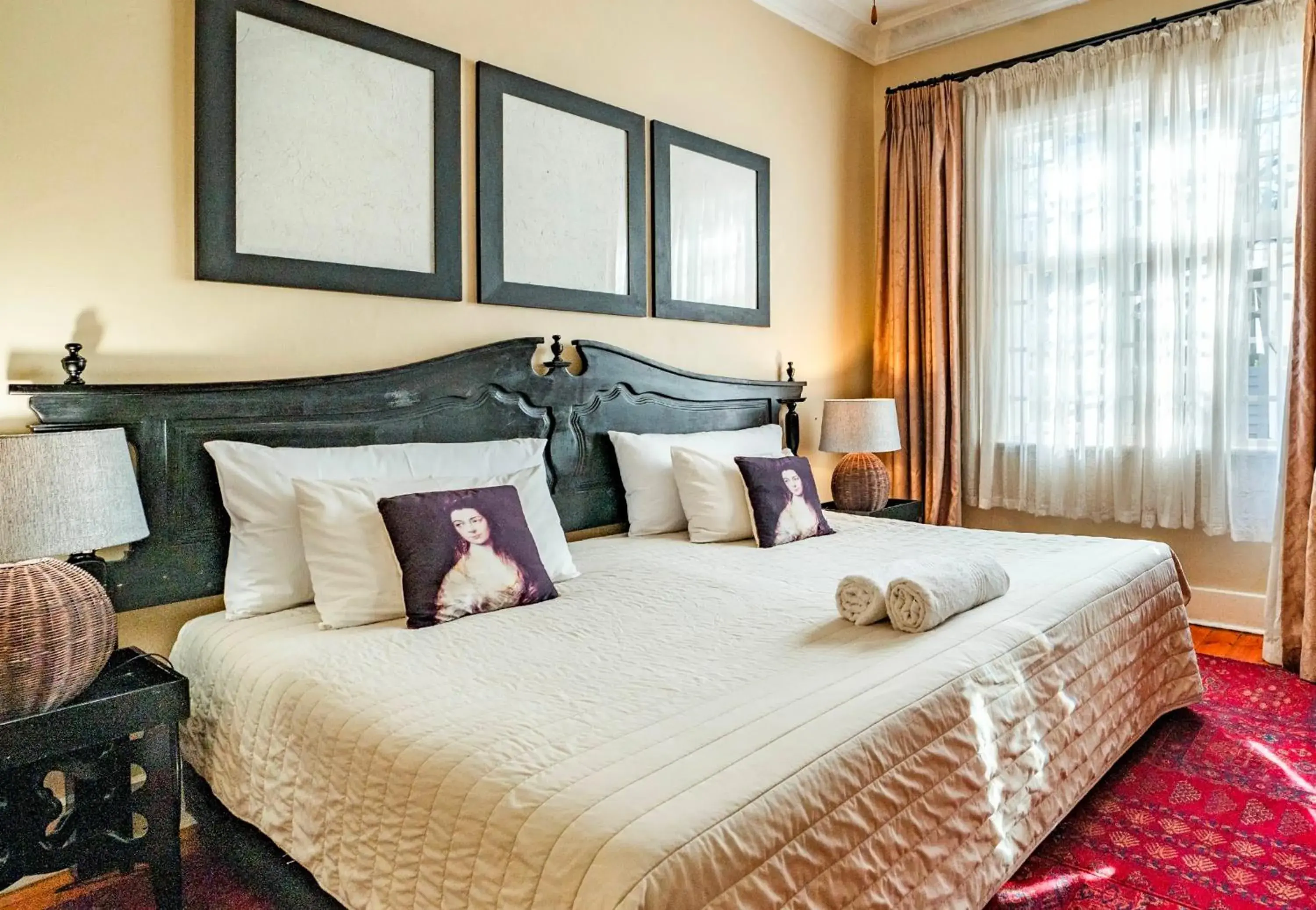 Family Studio in The Village in Hatfield Family Studio in The Village in Hatfield