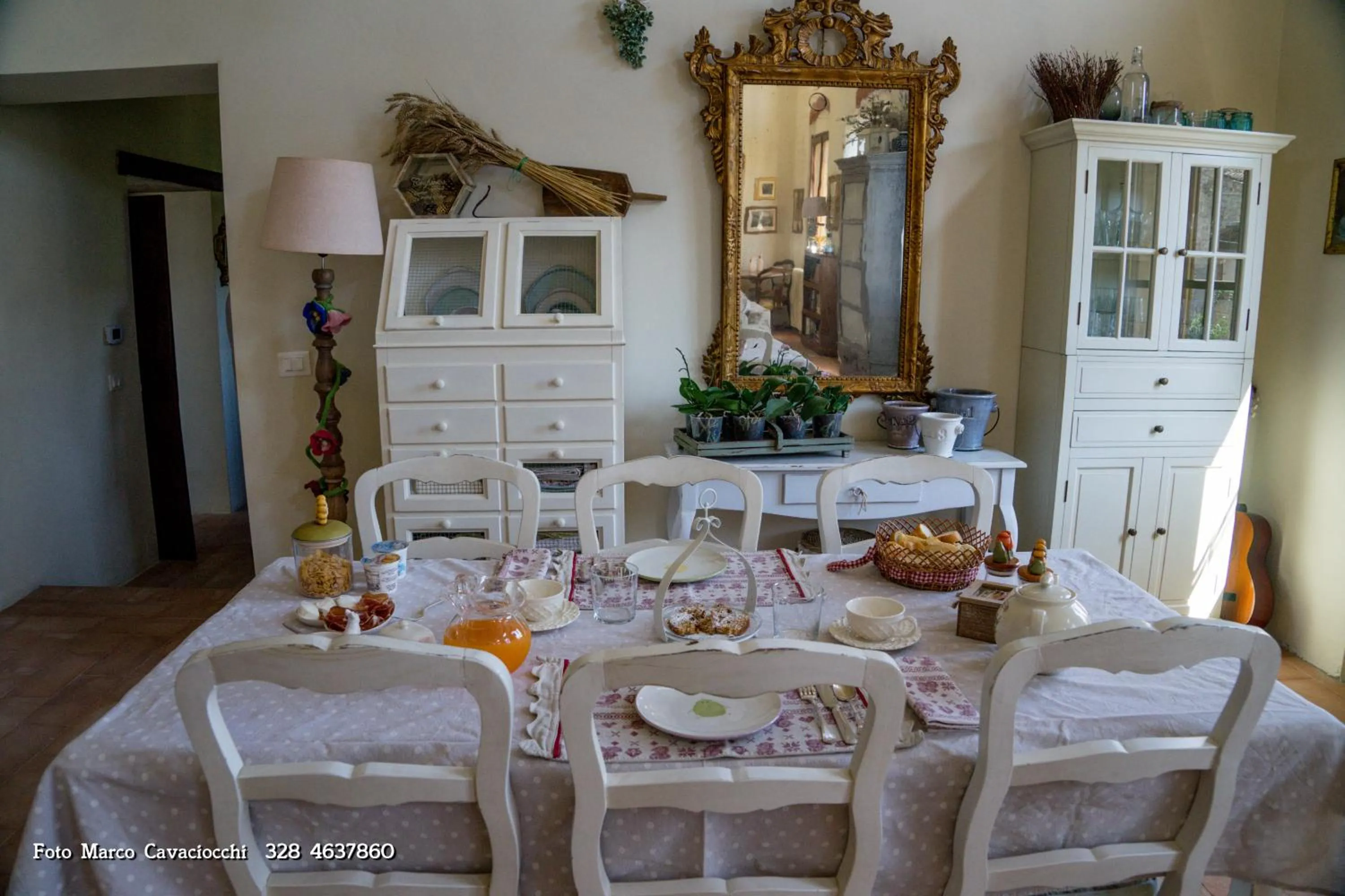 Communal lounge/ TV room in Il Bosso di Toscana