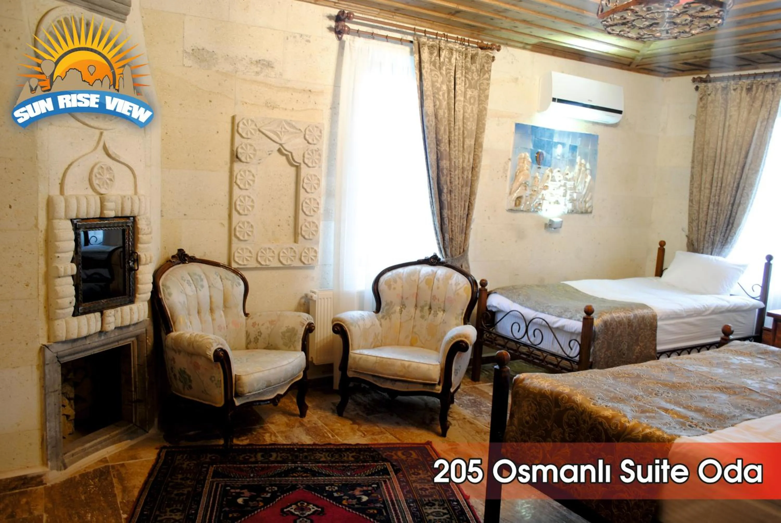 Living room, Bed in Sun Rise View Hotel