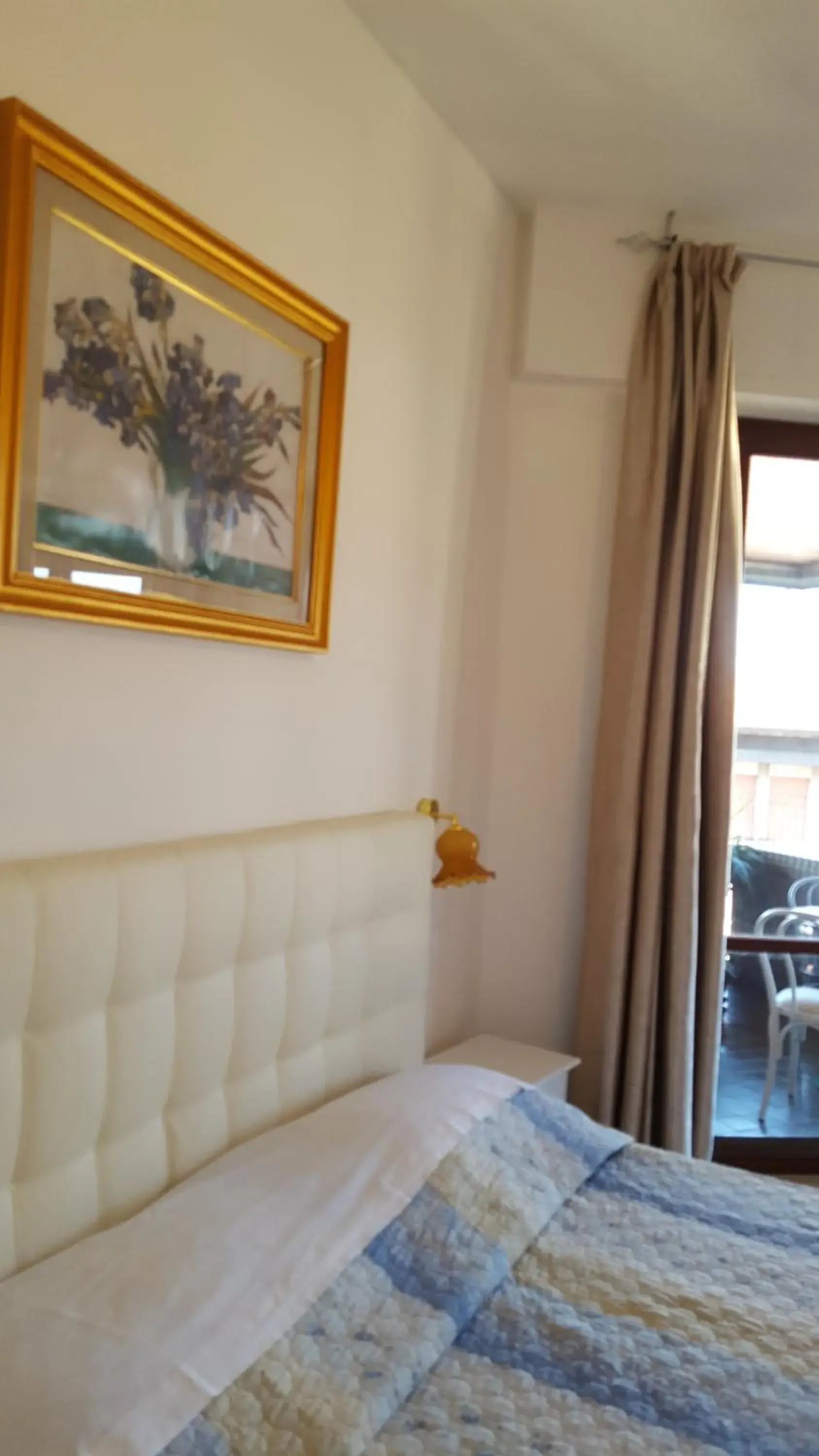 Double Room with Private Bathroom in Nancy House Double Room with Private Bathroom in Nancy House