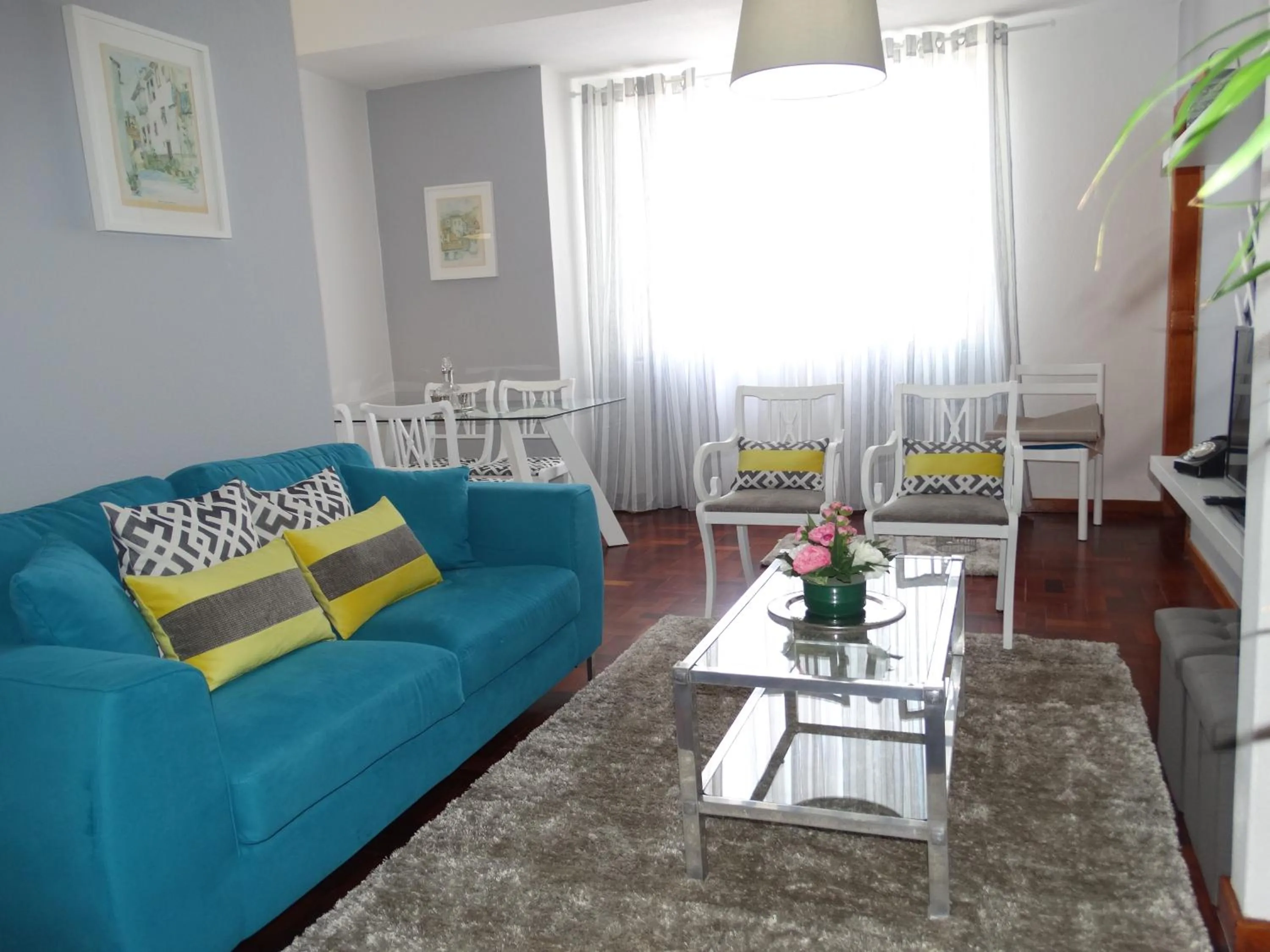 Living room in Barreirinha Funcho House