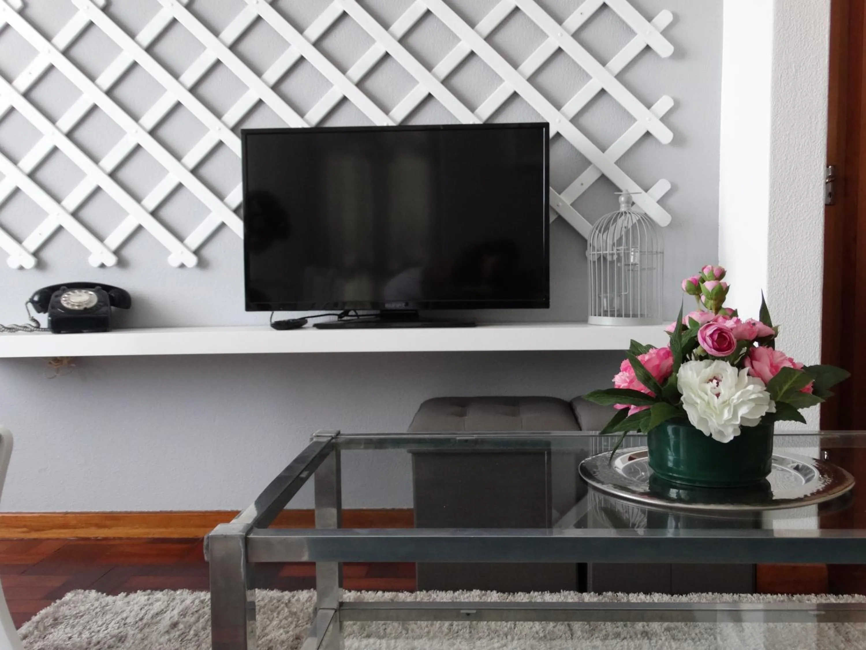 TV and multimedia in Barreirinha Funcho House