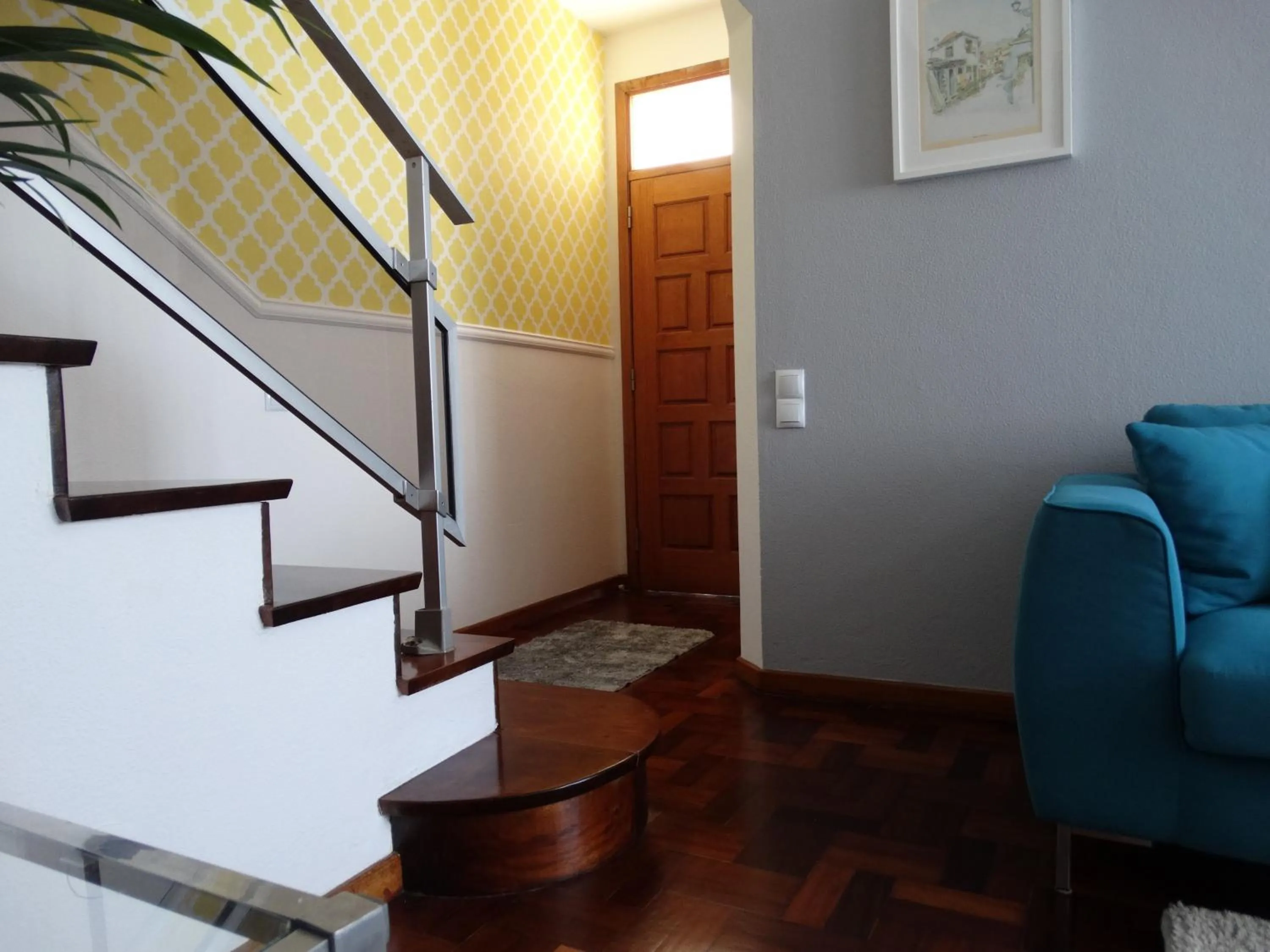 Facade/entrance in Barreirinha Funcho House