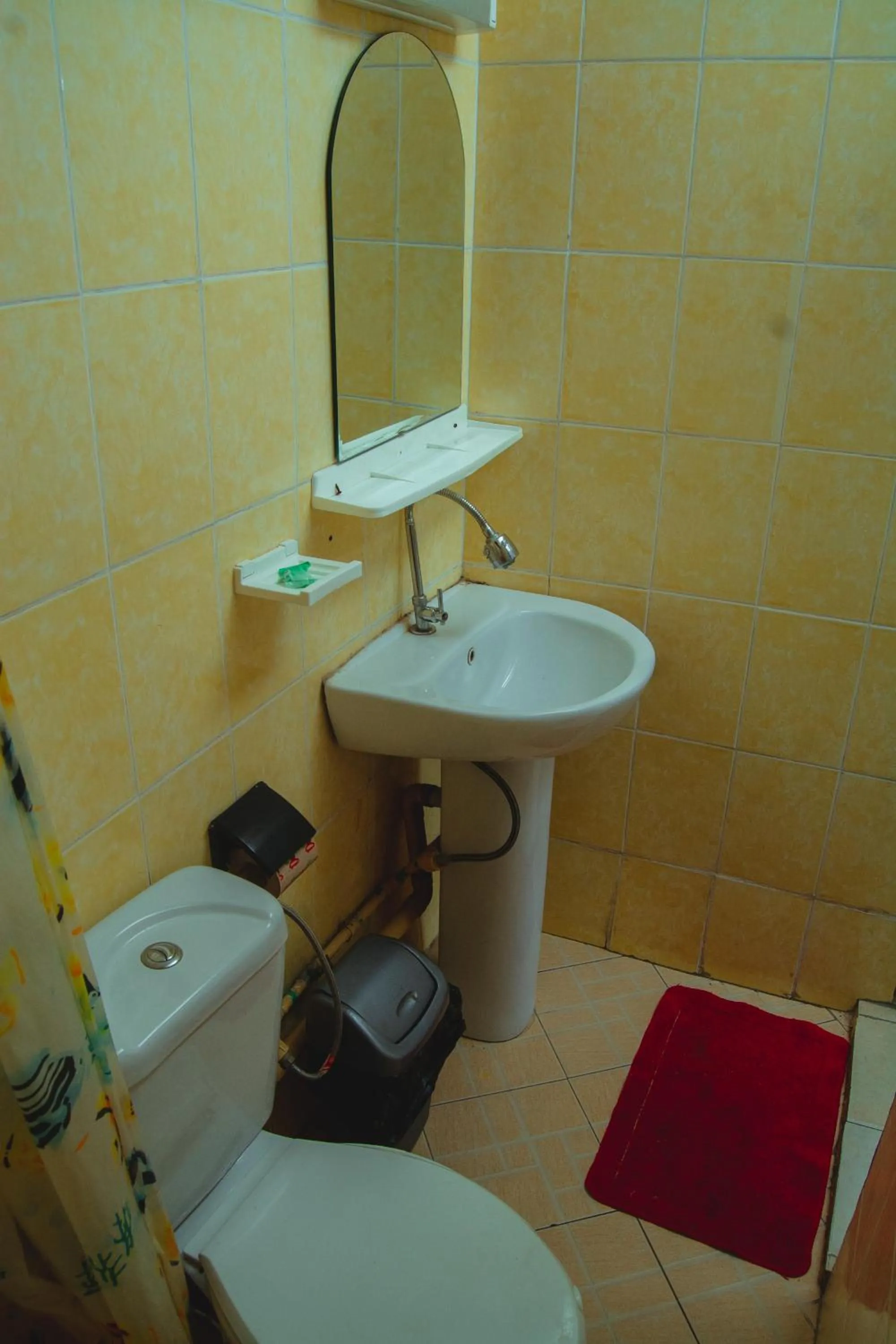 Toilet in Salama Hôtel Majunga
