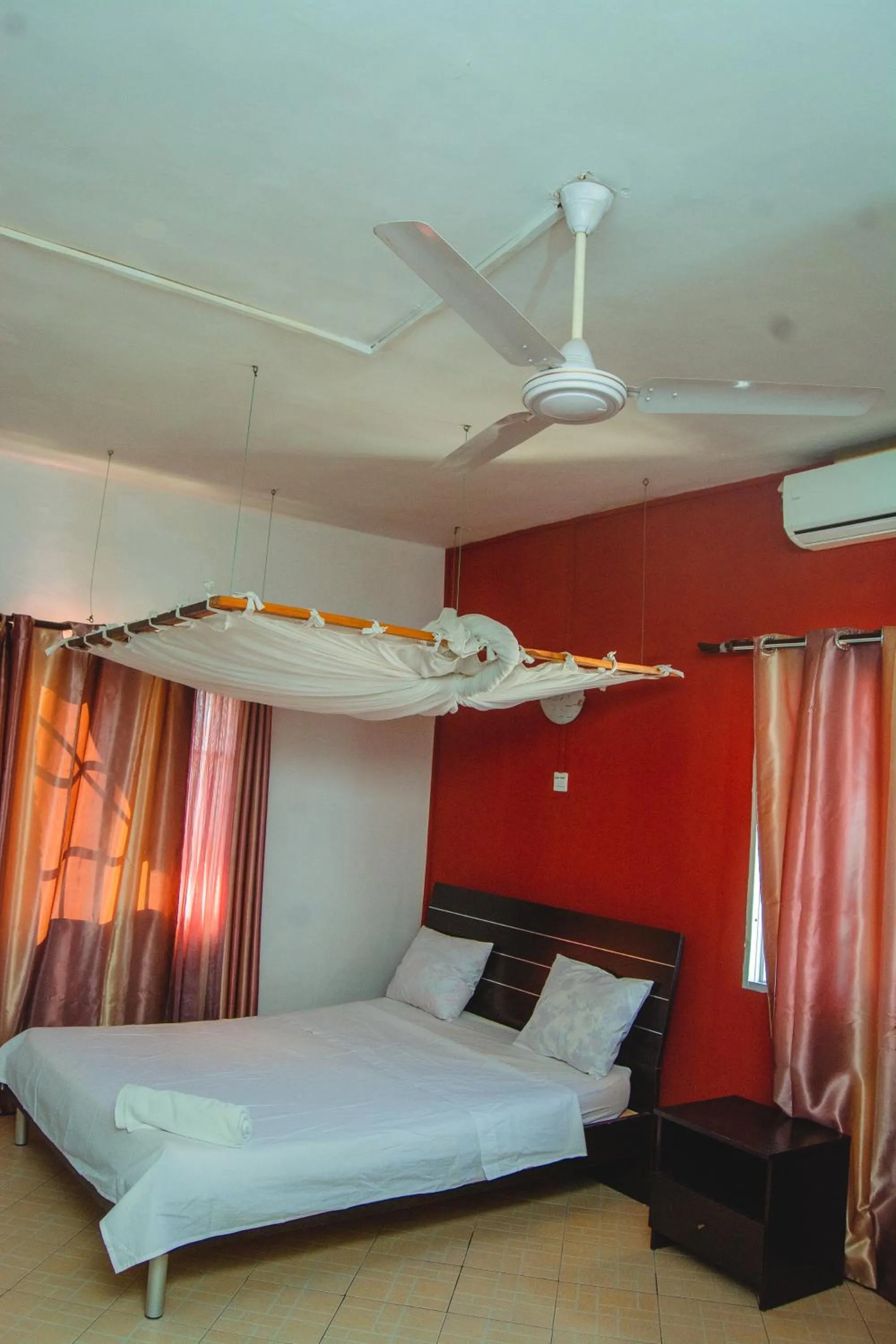 Bed in Salama Hôtel Majunga