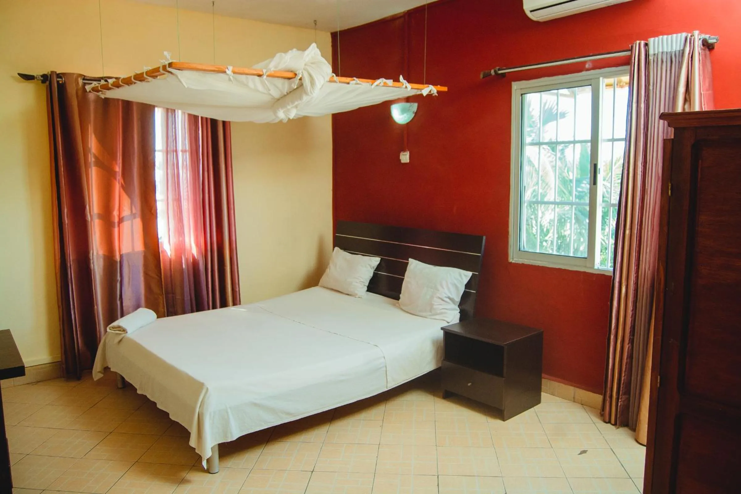 Bed in Salama Hôtel Majunga