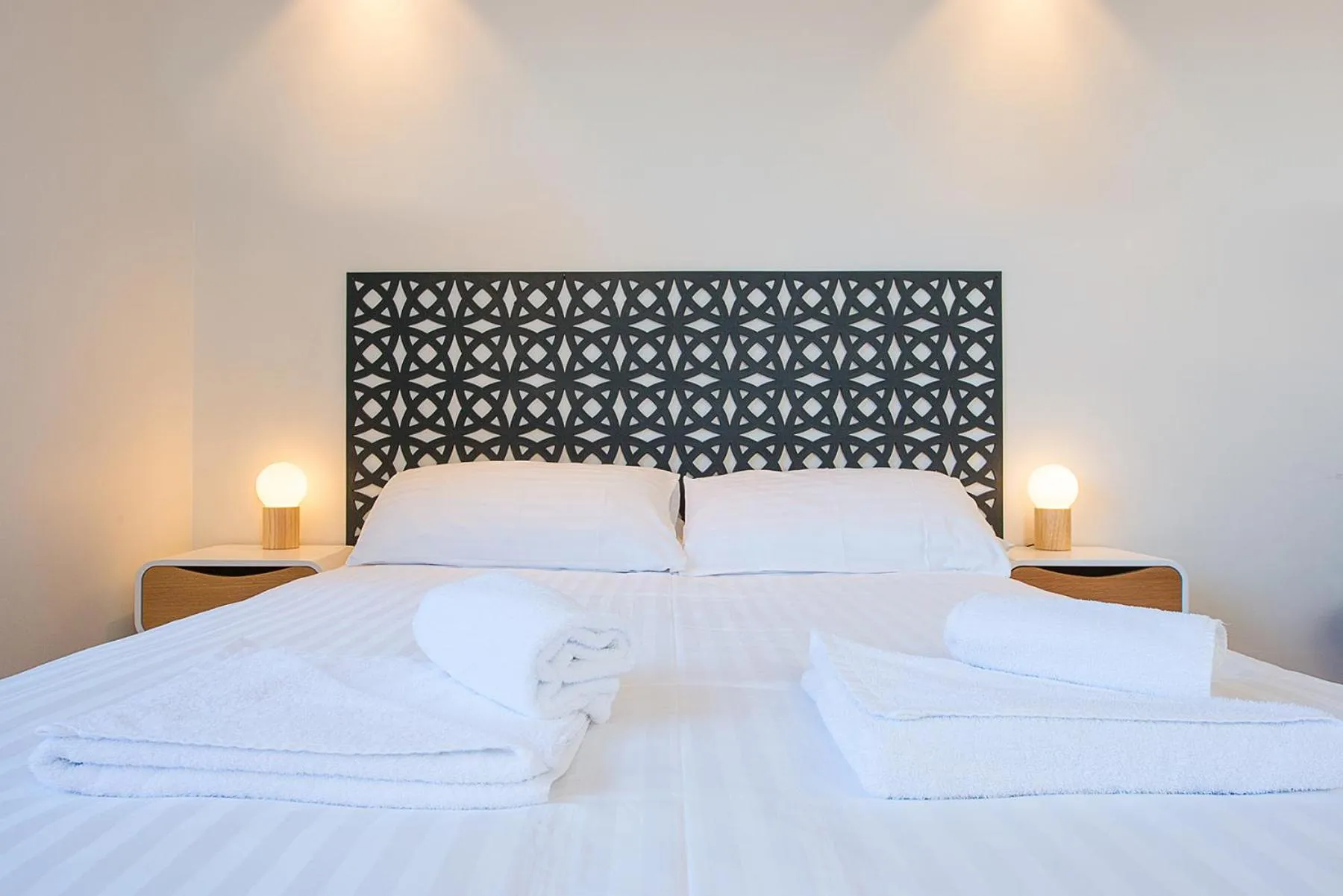 Bed in Blue Hills Motel