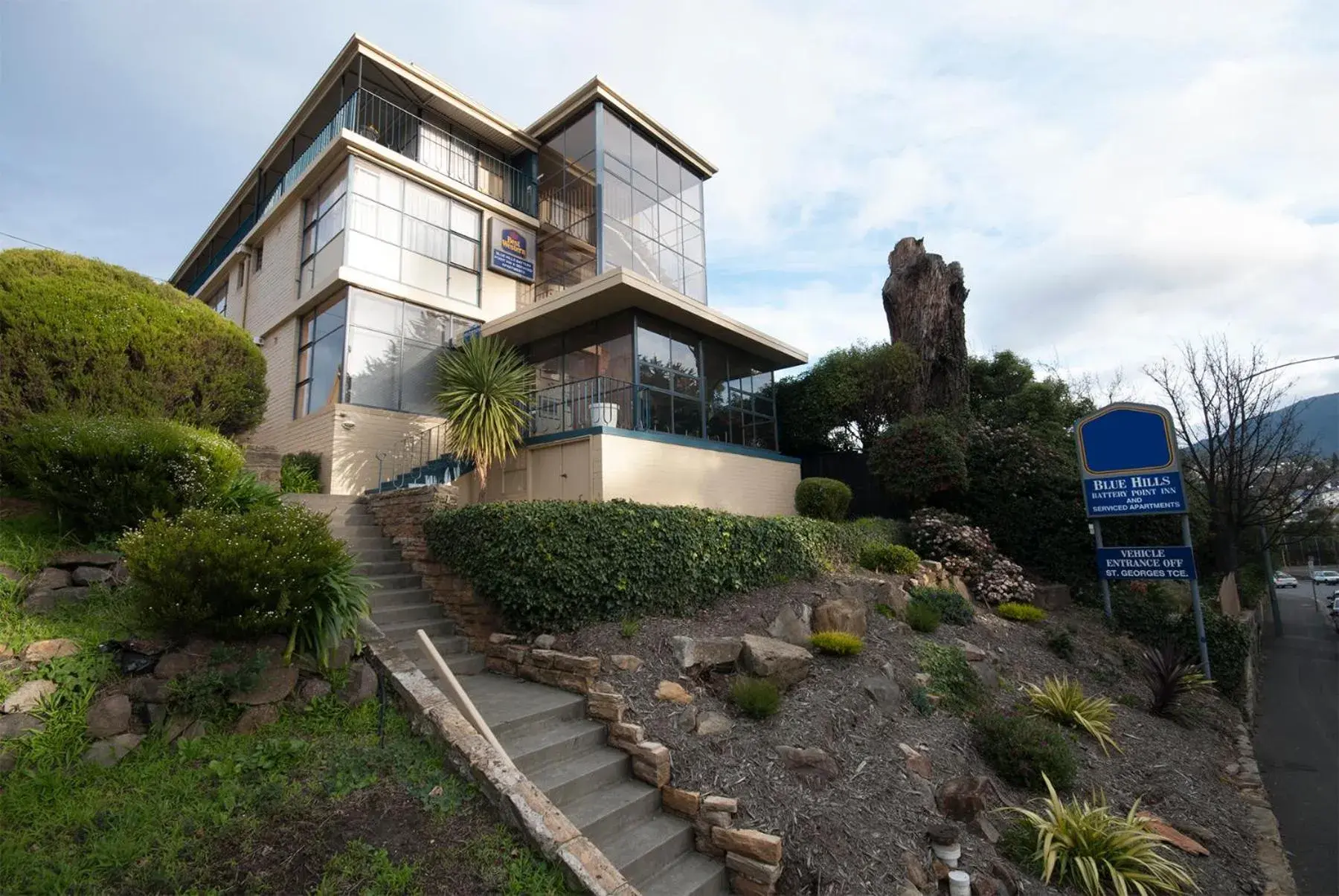 Property building in Blue Hills Motel Property building in Blue Hills Motel