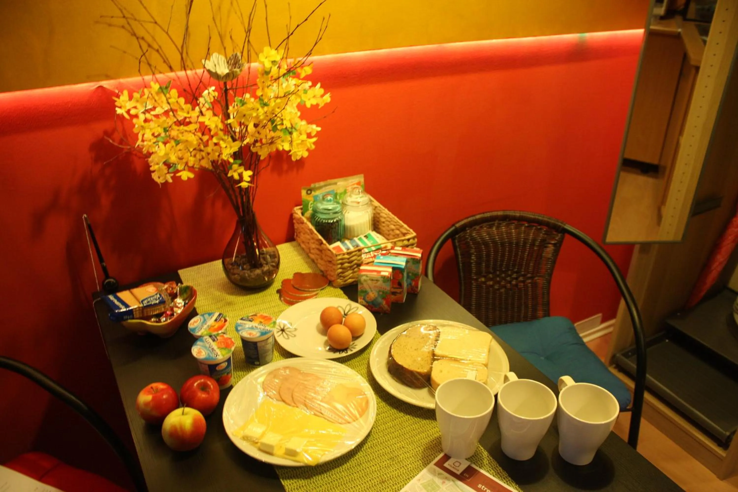 Buffet breakfast in Prie Miesto Vartų