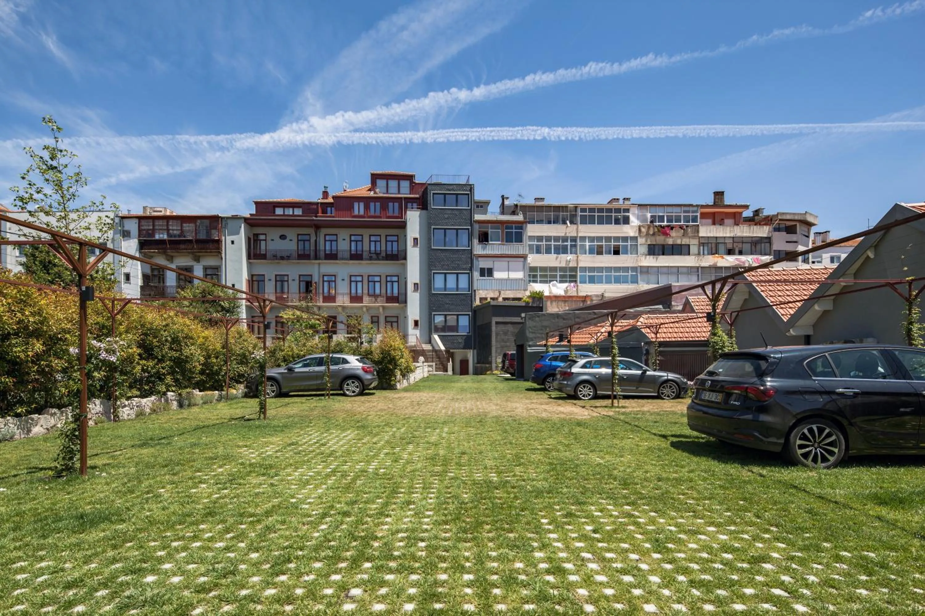 Garden in Oporto Maison Alves da Veiga