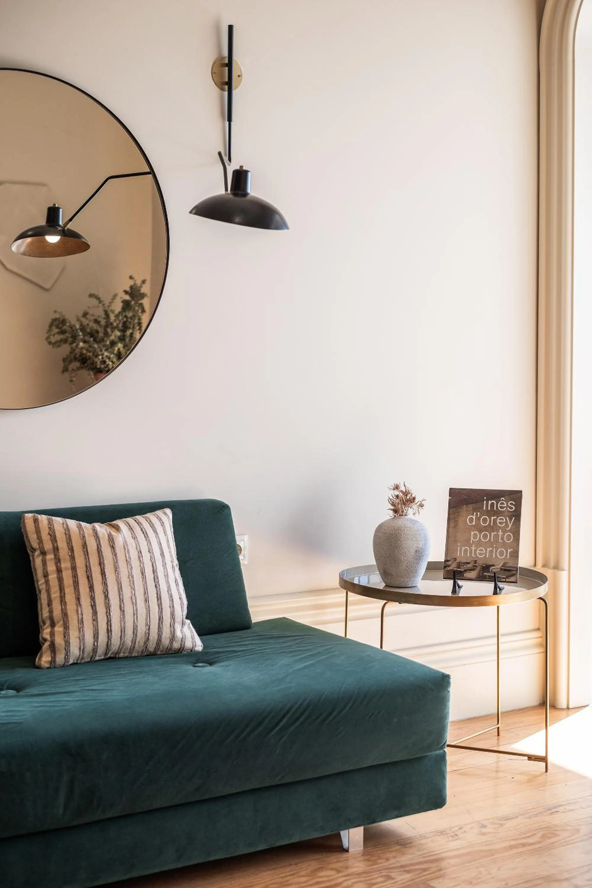 Decorative detail in Oporto Maison Alves da Veiga