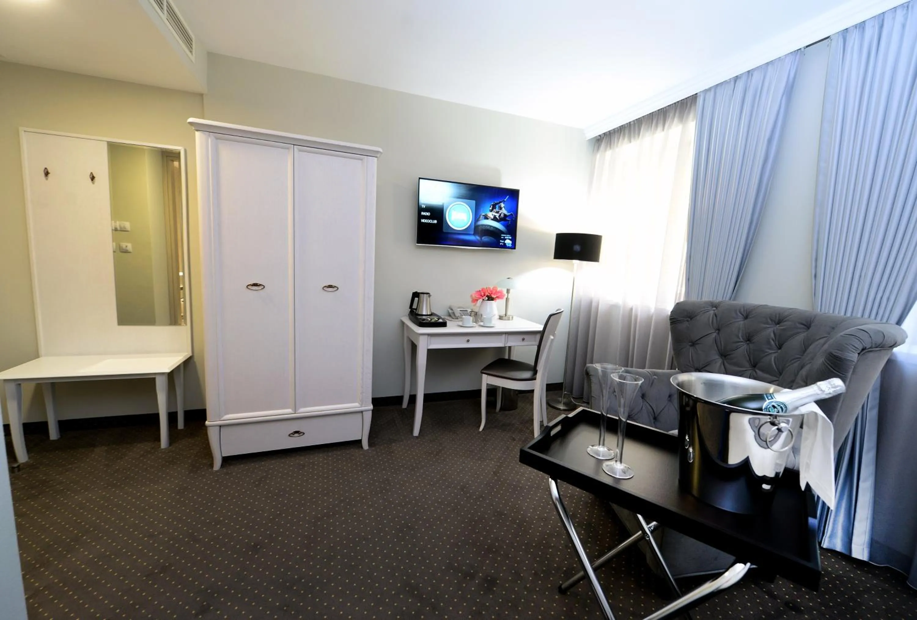 Seating area, Bed in Alexandar Square Boutique Hotel