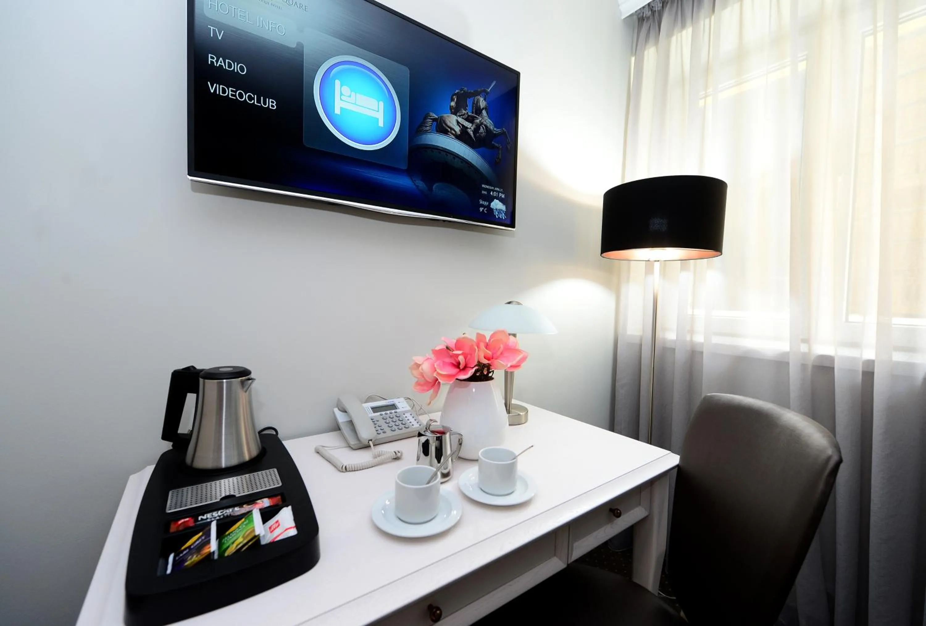 Coffee/tea facilities in Alexandar Square Boutique Hotel