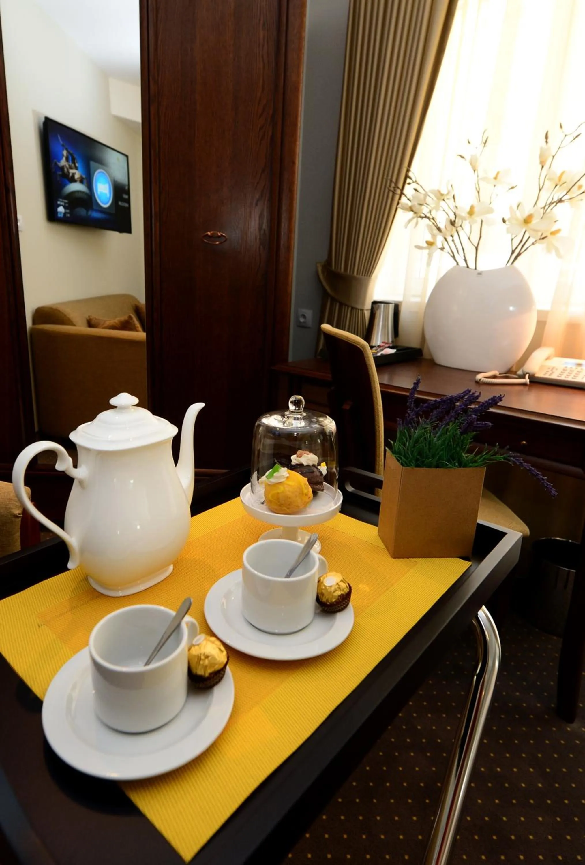 Coffee/tea facilities in Alexandar Square Boutique Hotel