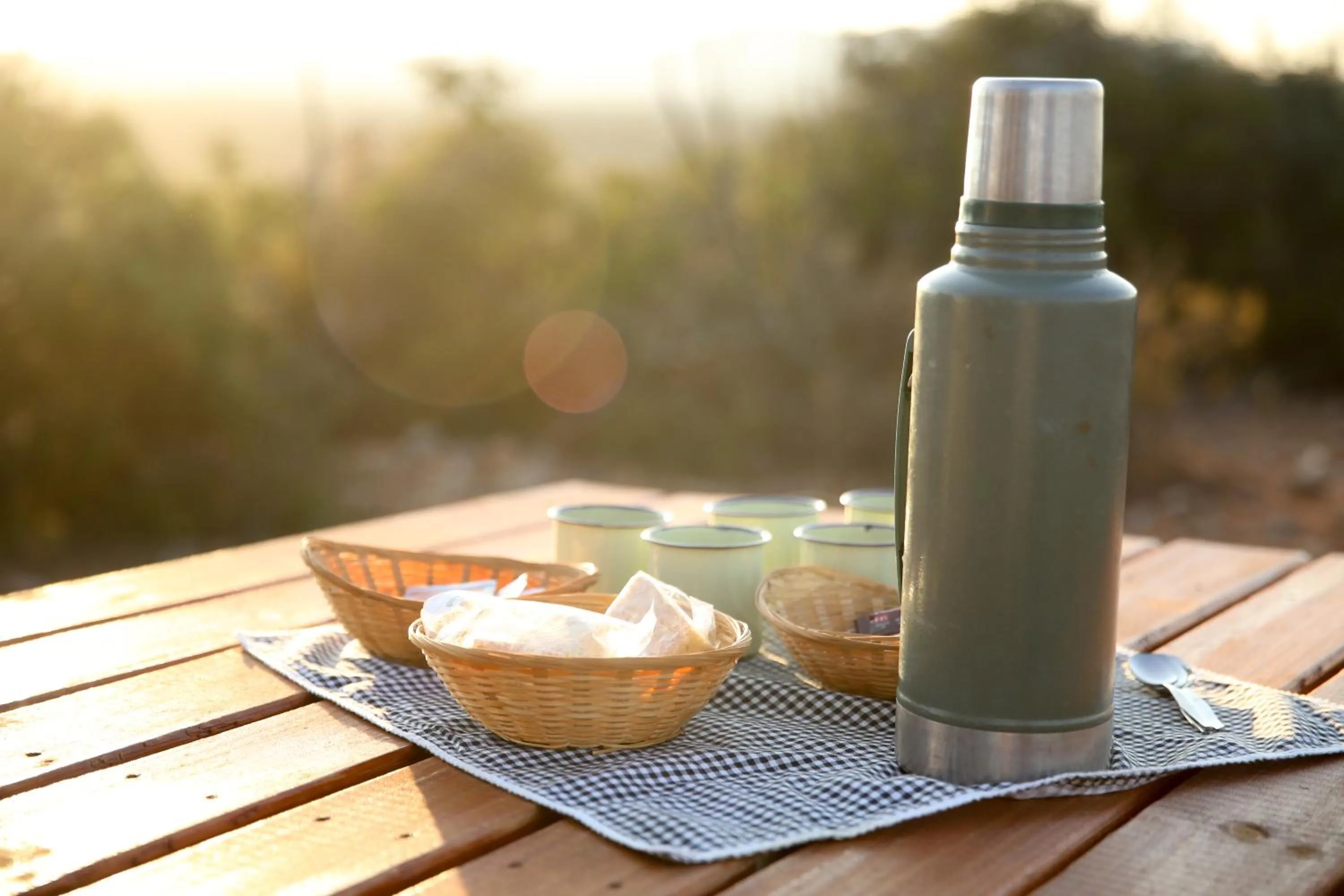 Food and drinks in De Opstal Country Lodge