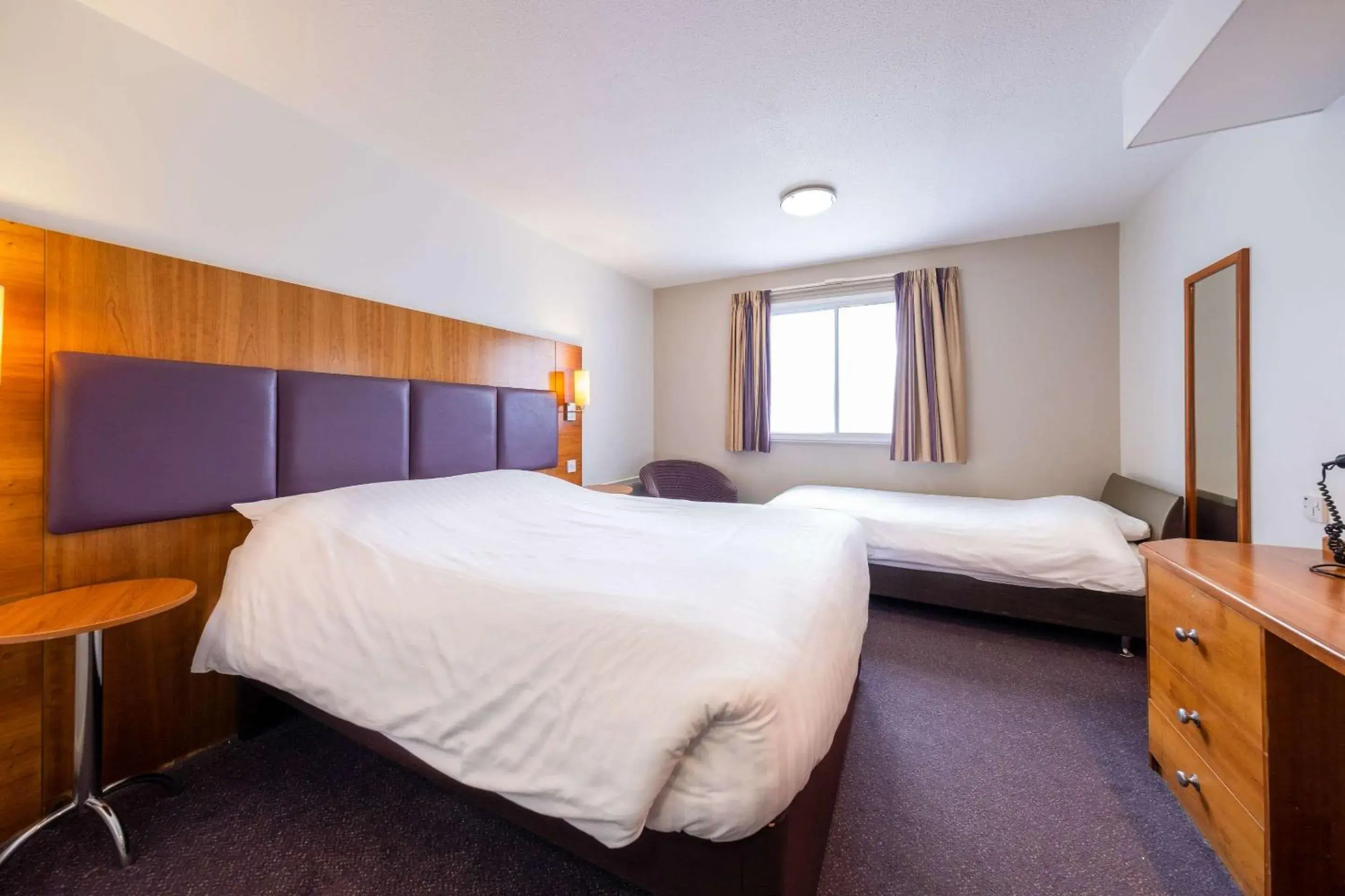 Bedroom, Bed in Comfort Inn Sunderland