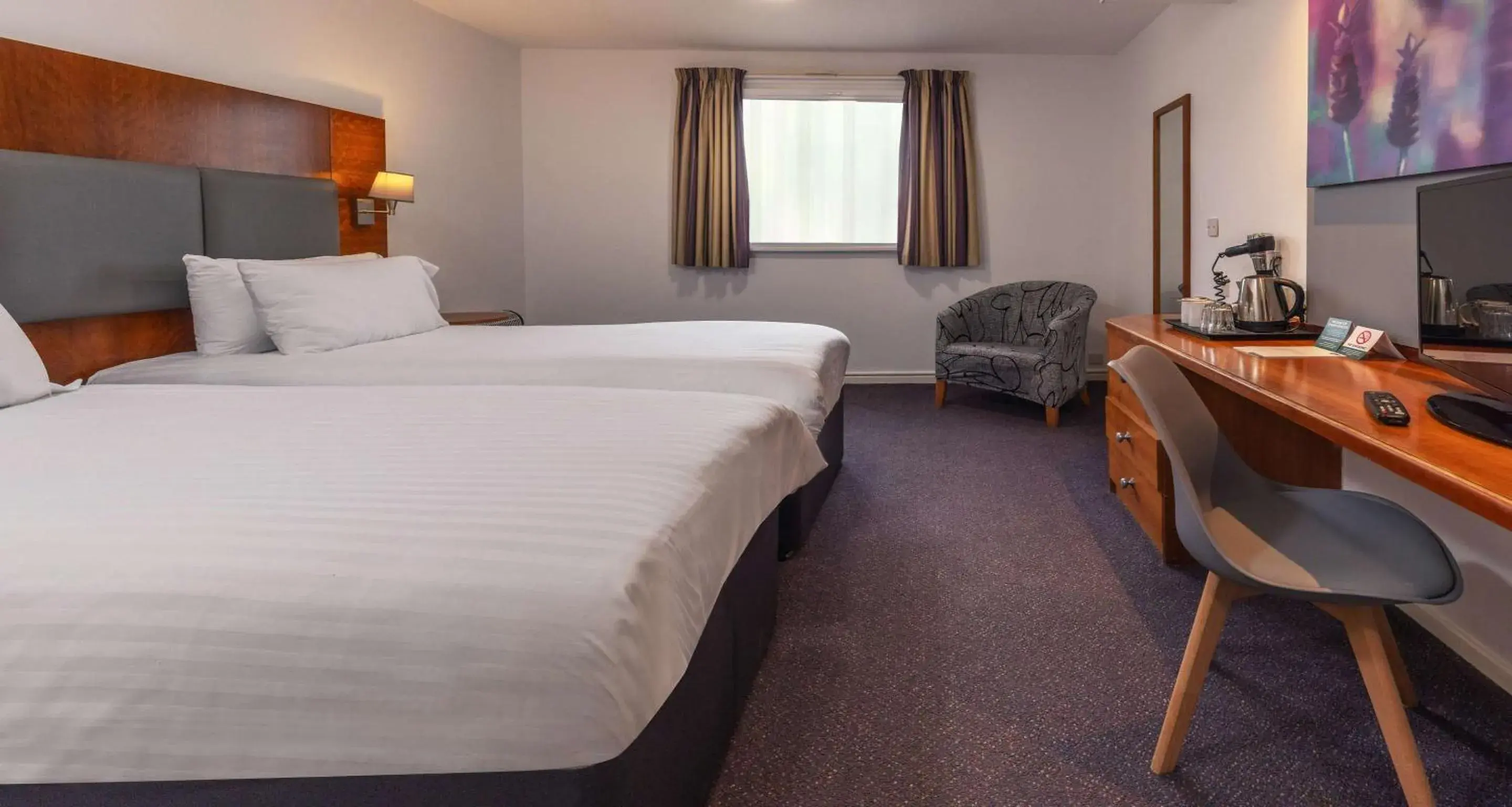 Bedroom, Bed in The Magnum Hotel Sunderland, Sure Hotel Collection by Best Western Bedroom, Bed in The Magnum Hotel Sunderland, Sure Hotel Collection by Best Western