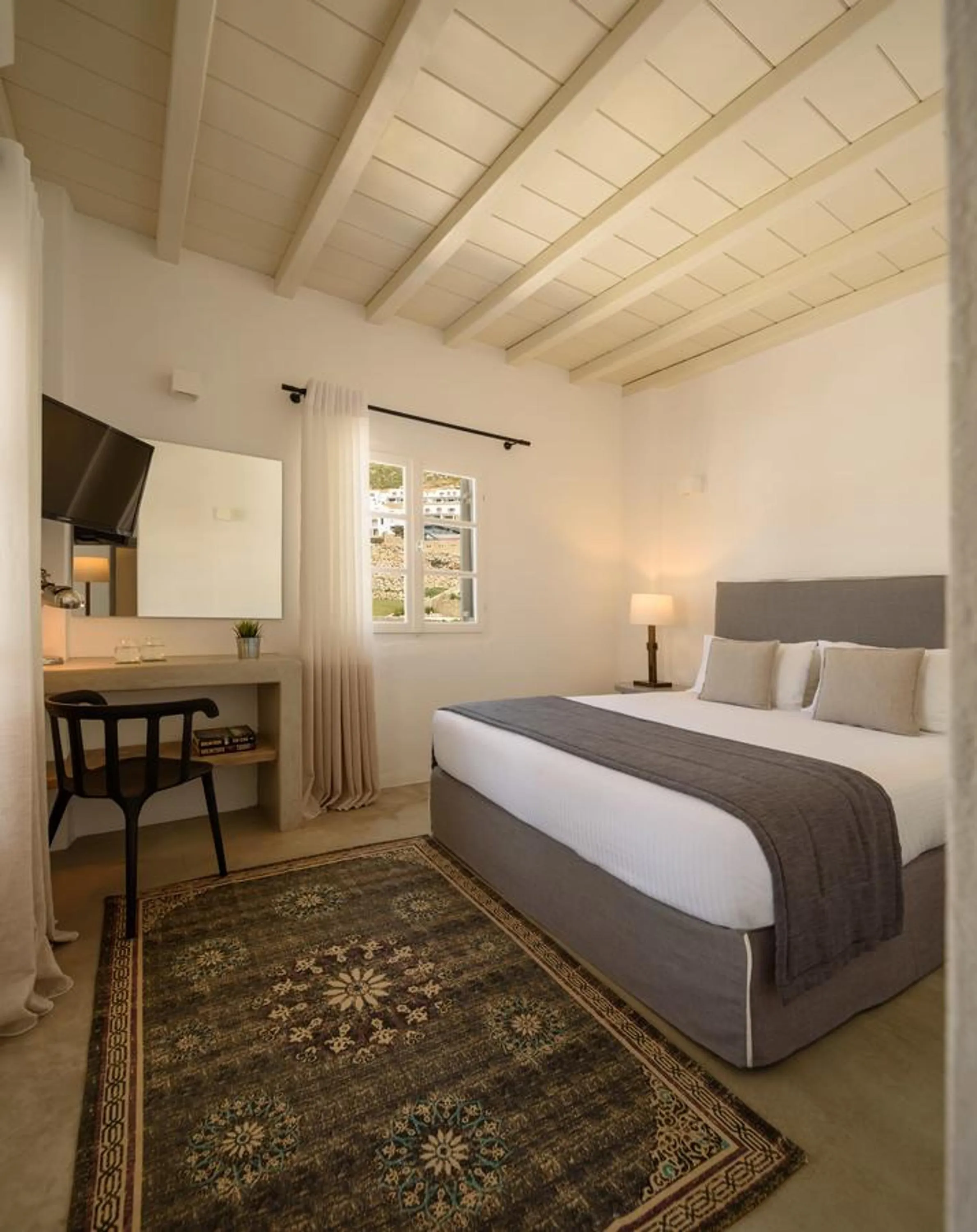 Day, Bed in Cova Mykonos Suites