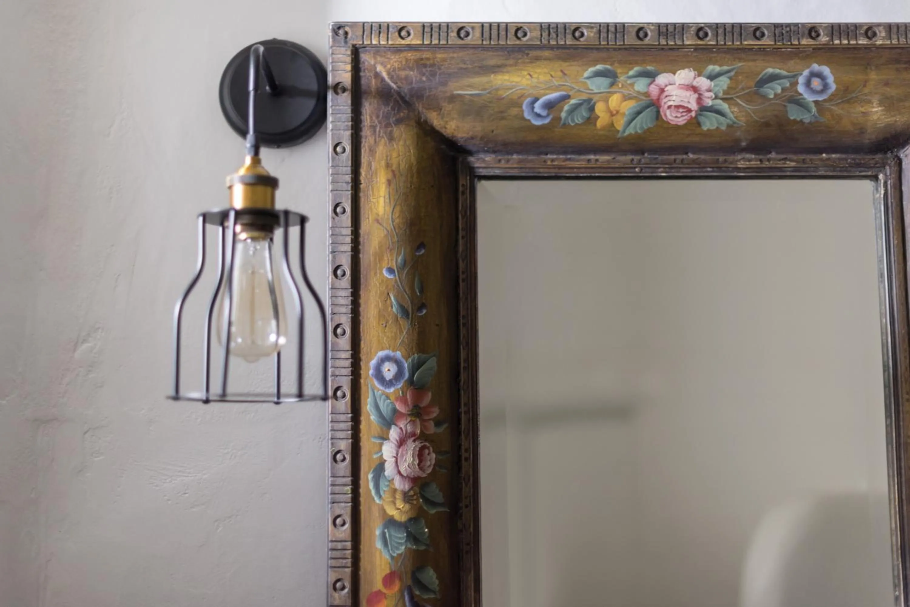 Decorative detail in Cova Mykonos Suites