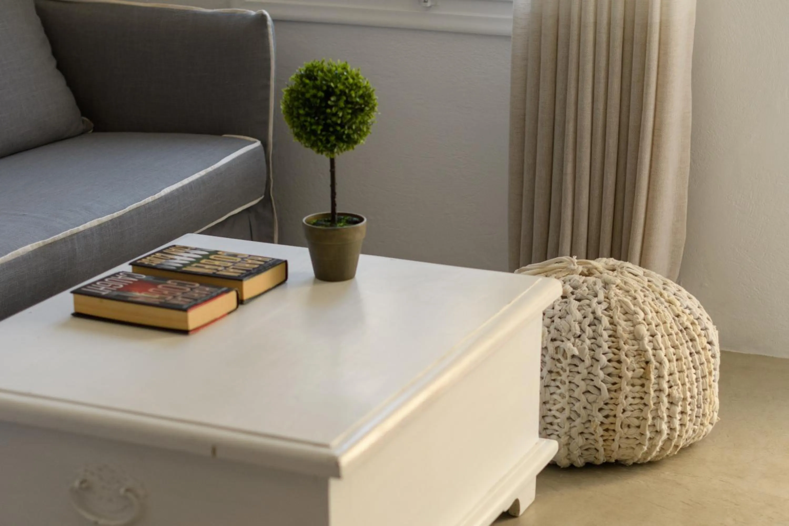 Living room in Cova Mykonos Suites