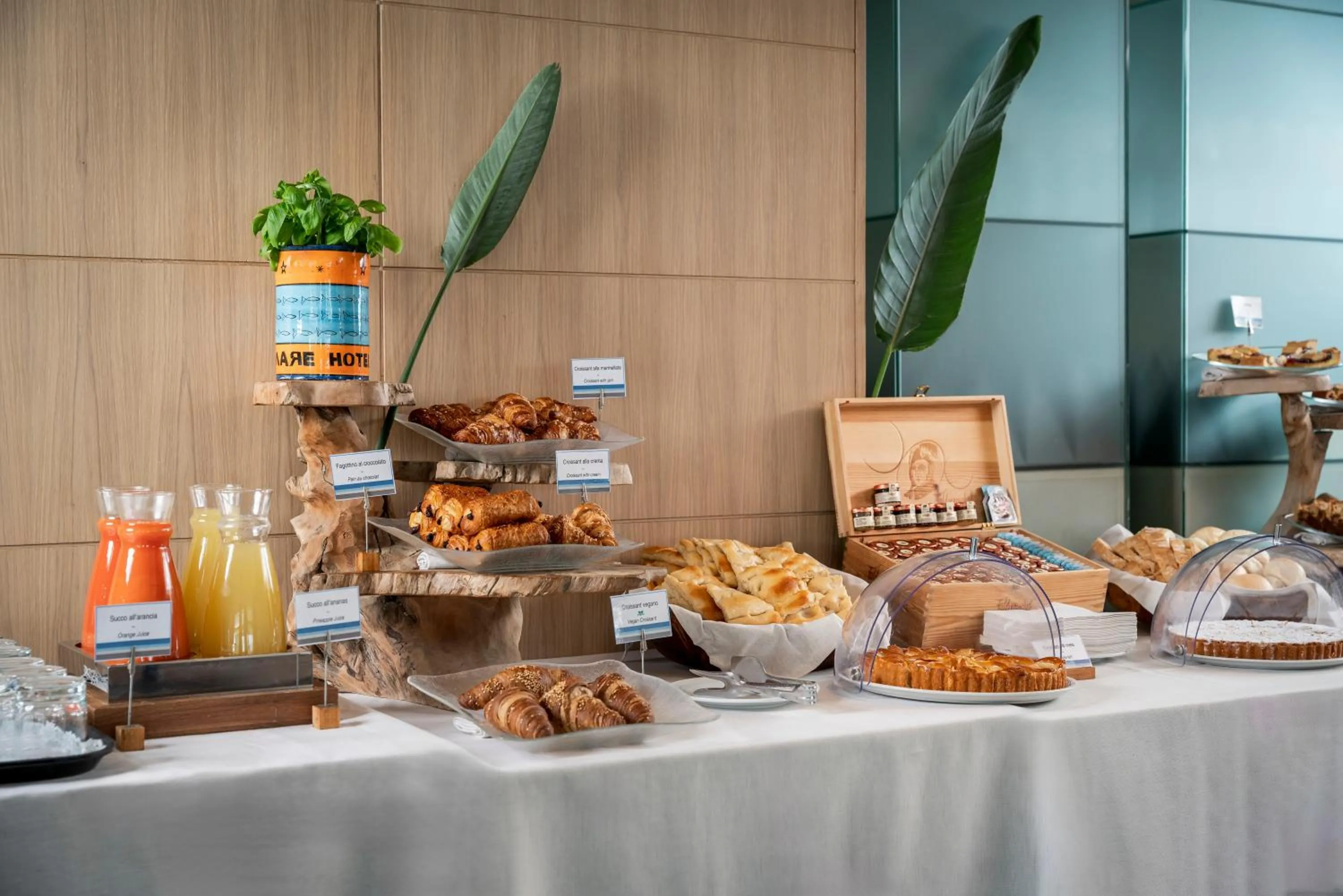 Breakfast in Mare Hotel