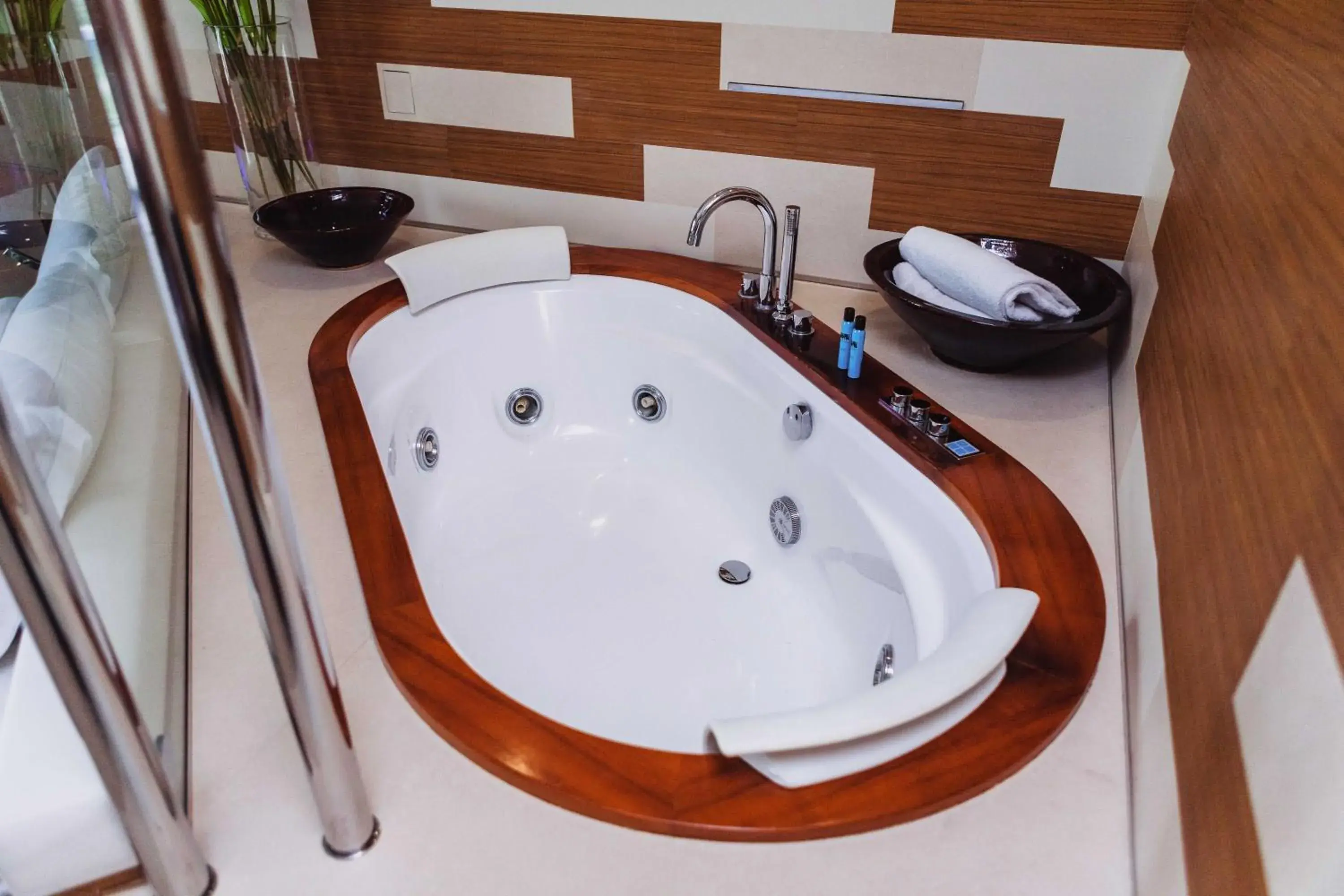 Bathroom in Mare Hotel Bathroom in Mare Hotel