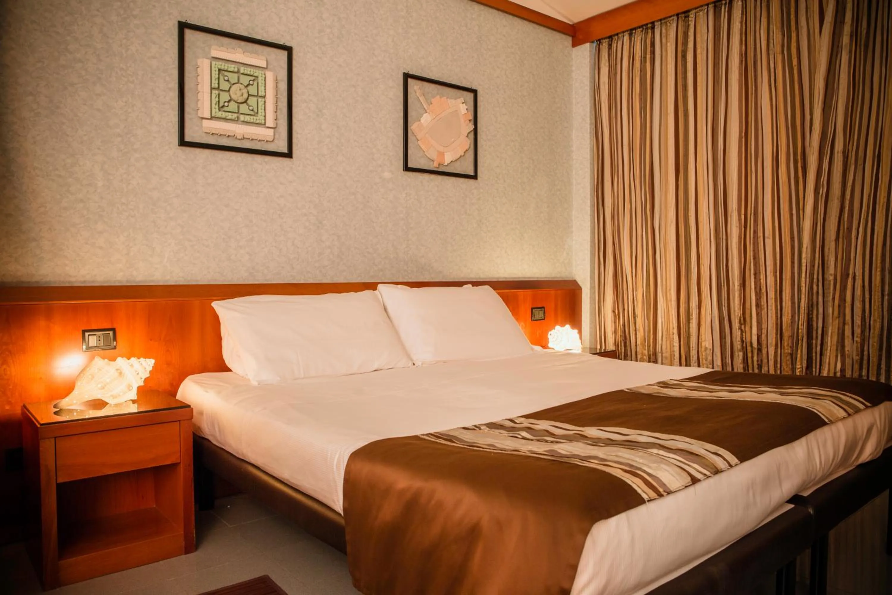 Bedroom, Bed in Mare Hotel