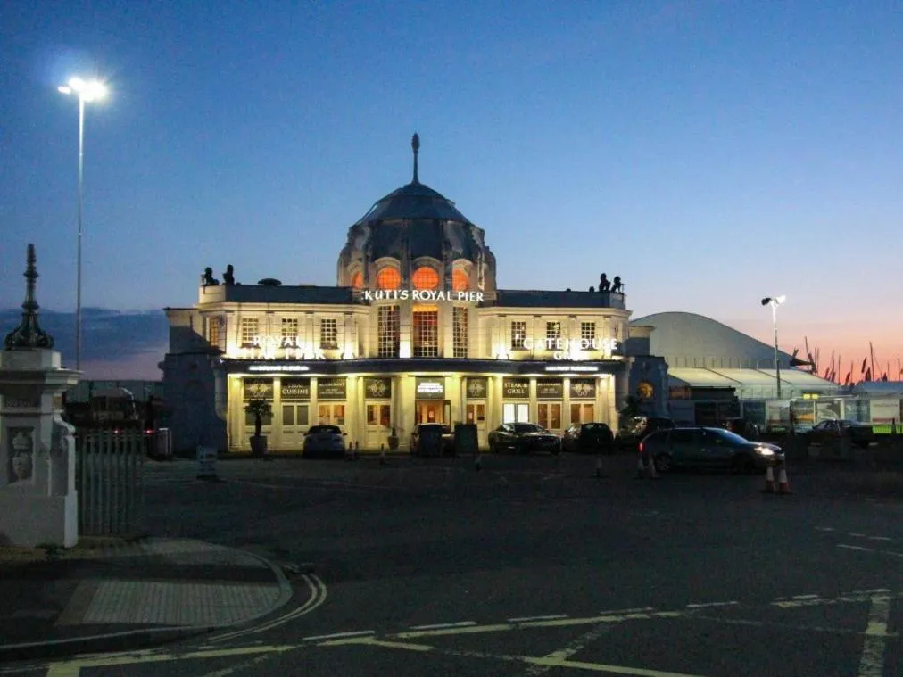 Other in Beddoe Apartments