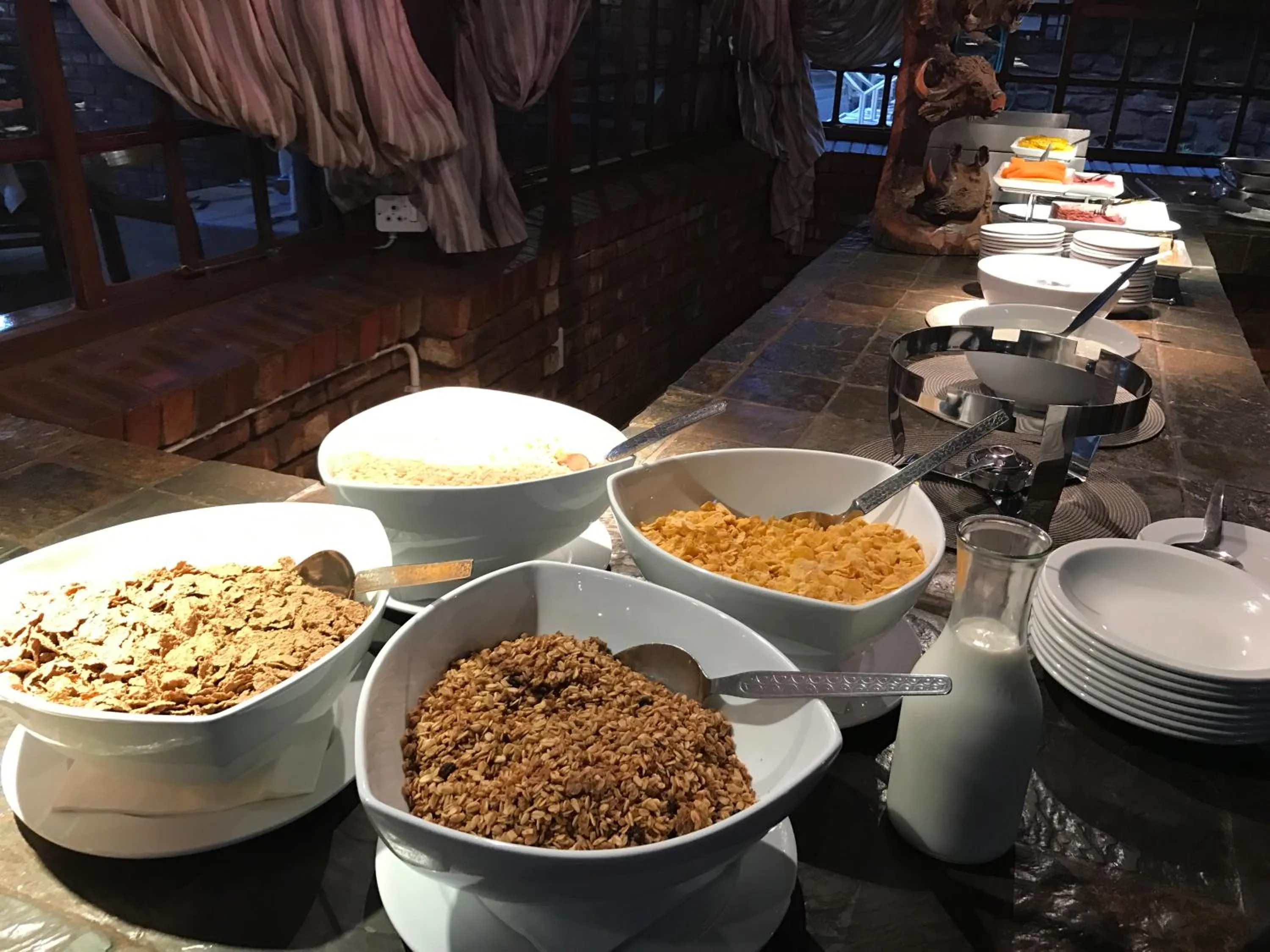 Breakfast in Red Sands Country Lodge