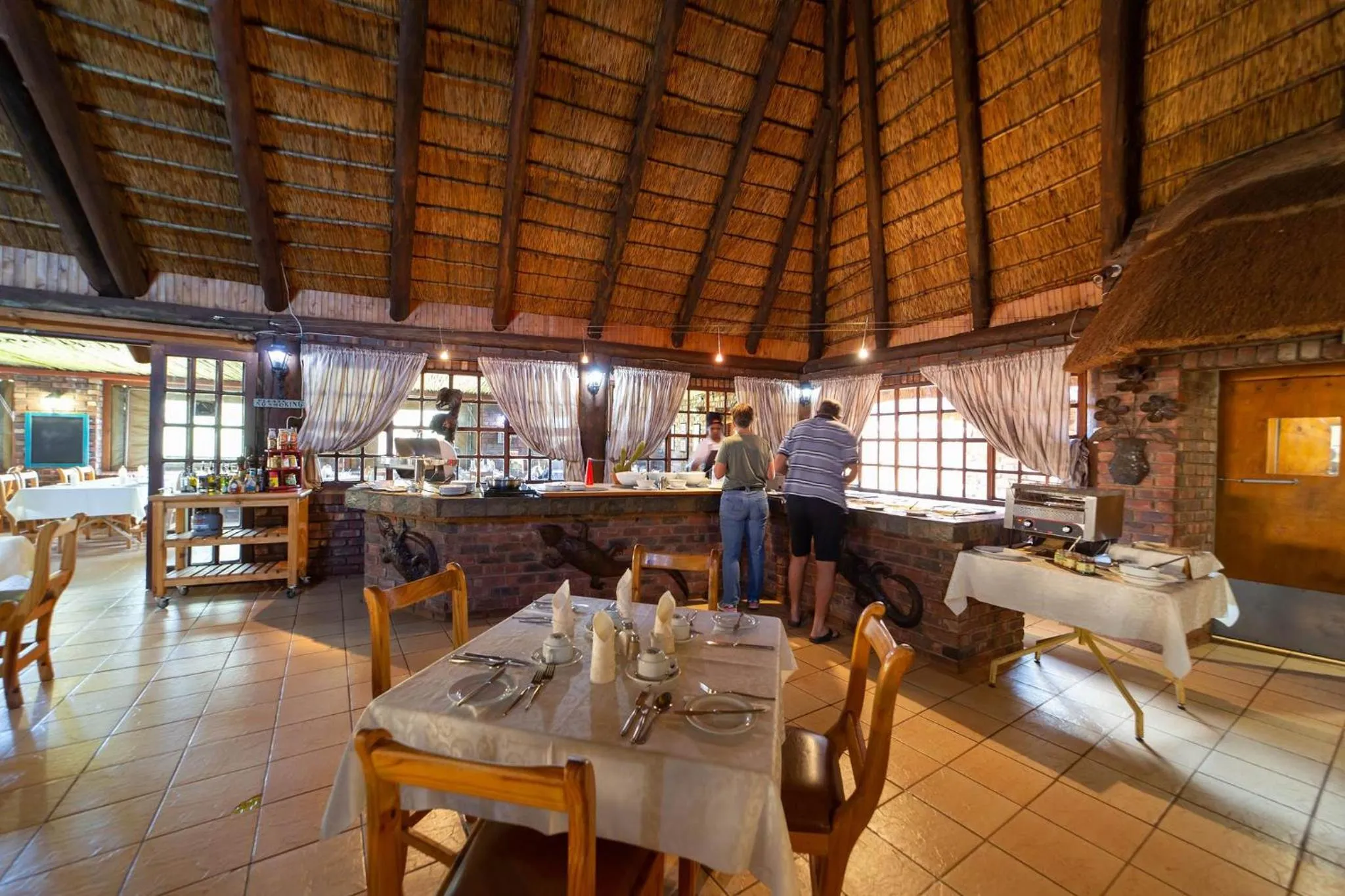 Restaurant/places to eat in Red Sands Country Lodge