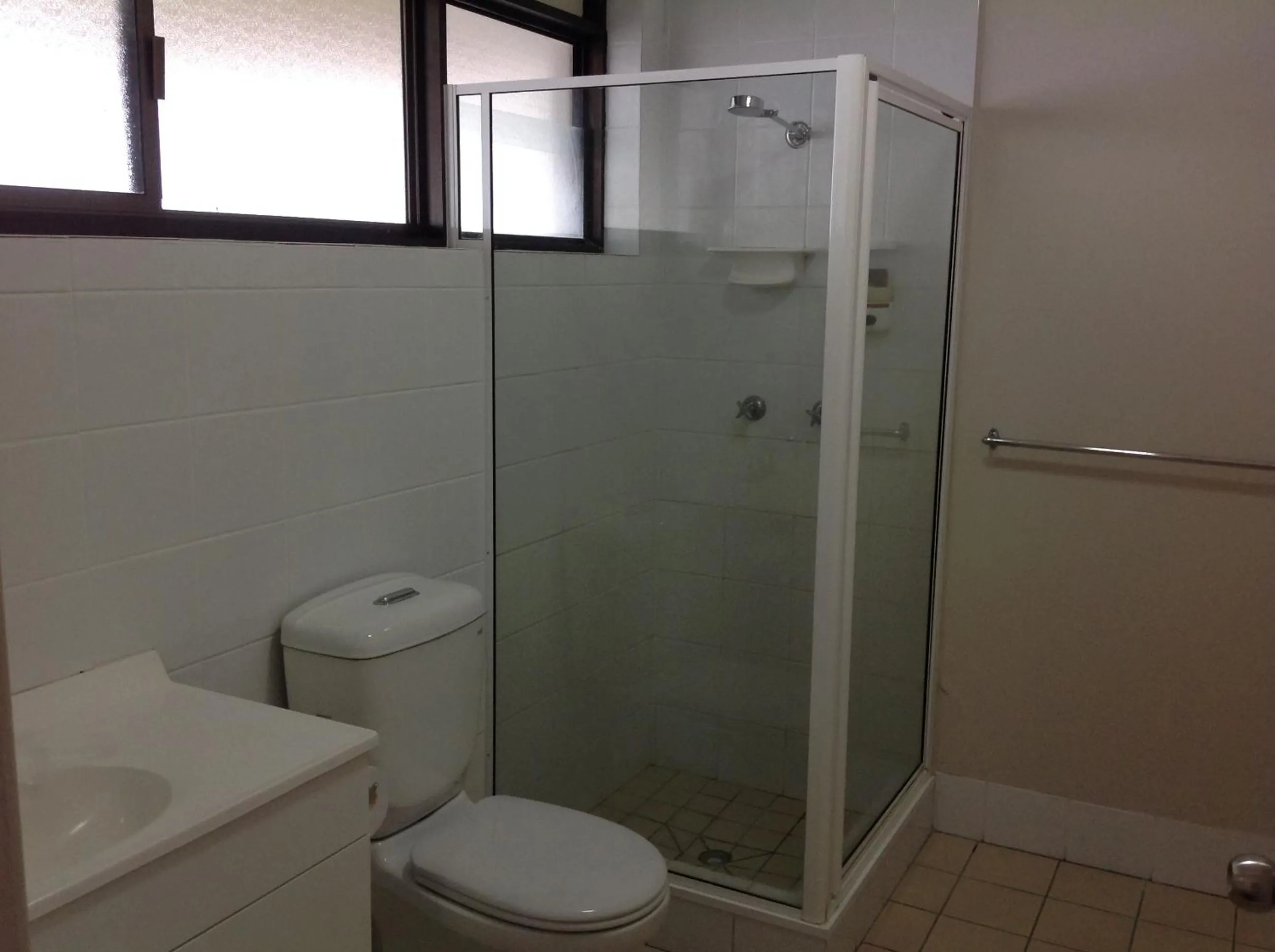 Shower in Tannum Sands Hotel / Motel