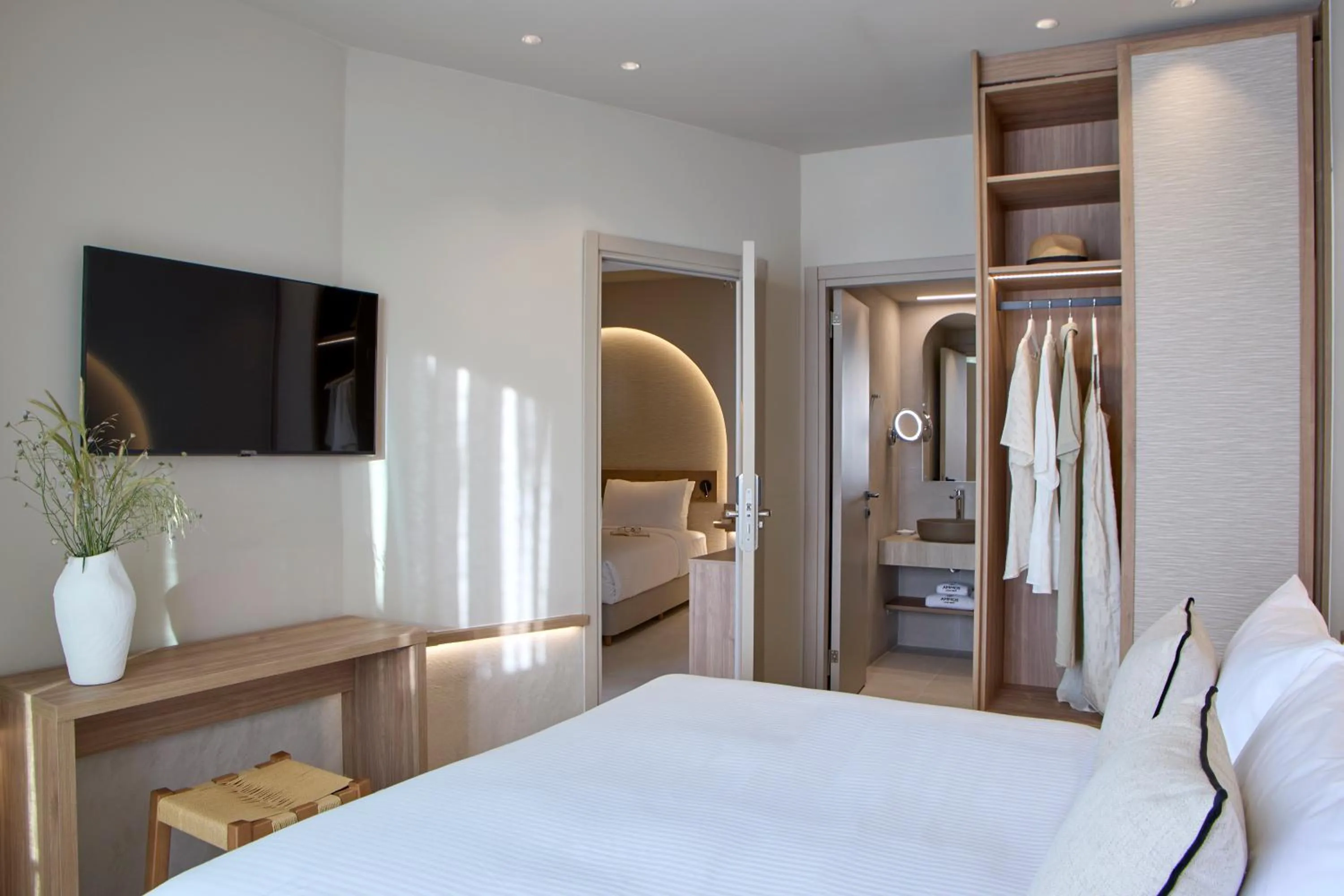 Bedroom, Bed in Ammos Luxury Resort