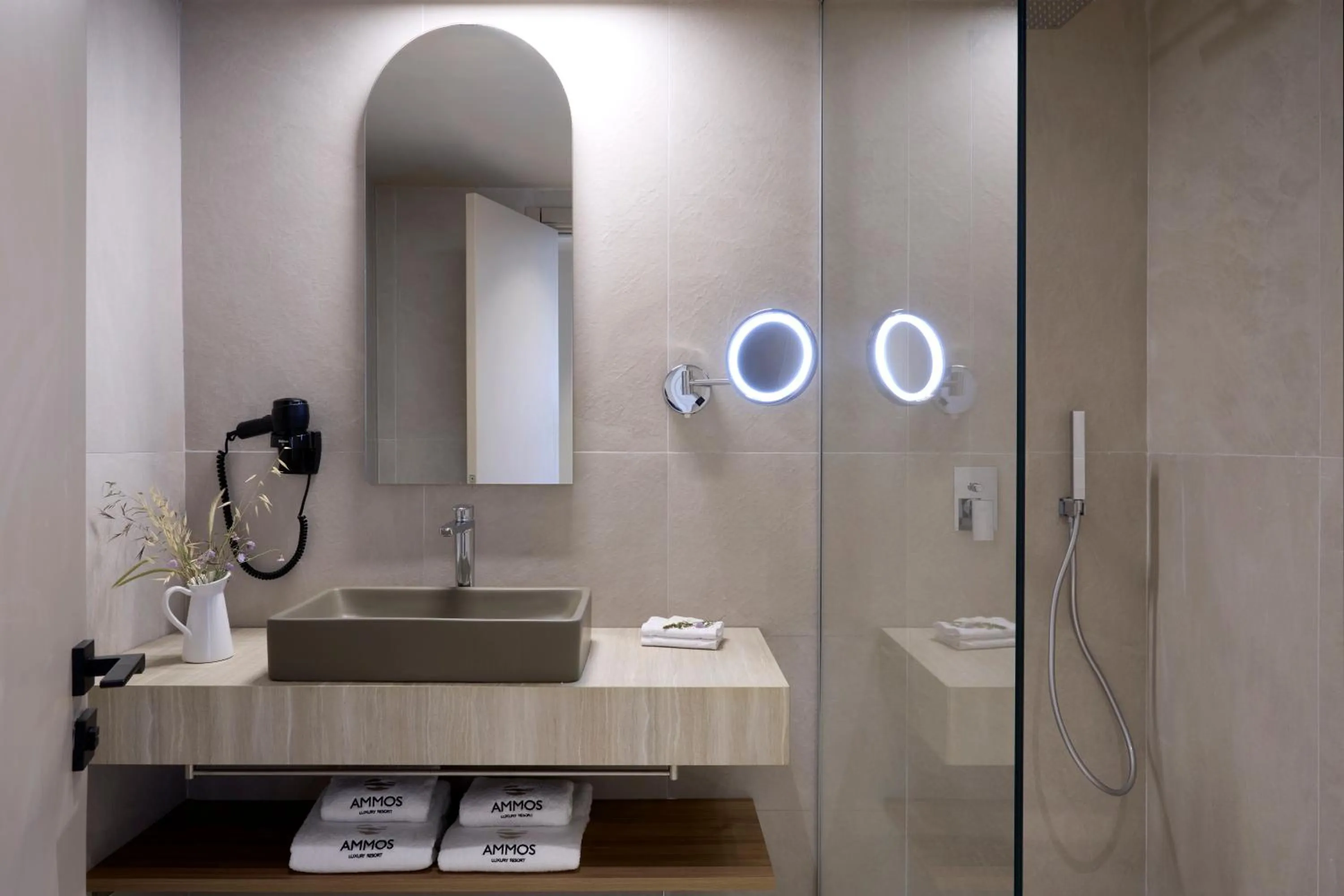 Shower in Ammos Luxury Resort