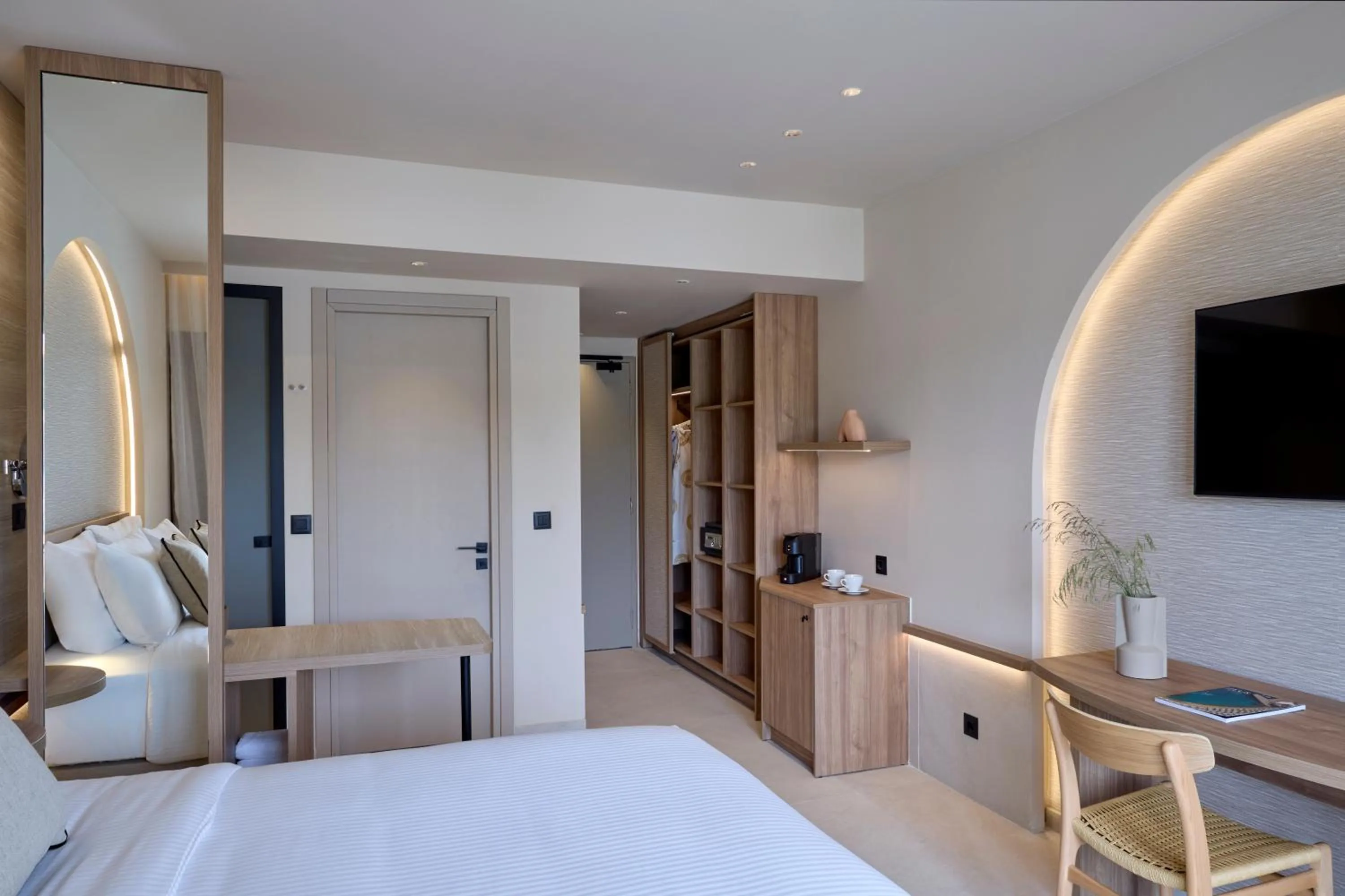 Bedroom, Bed in Ammos Luxury Resort