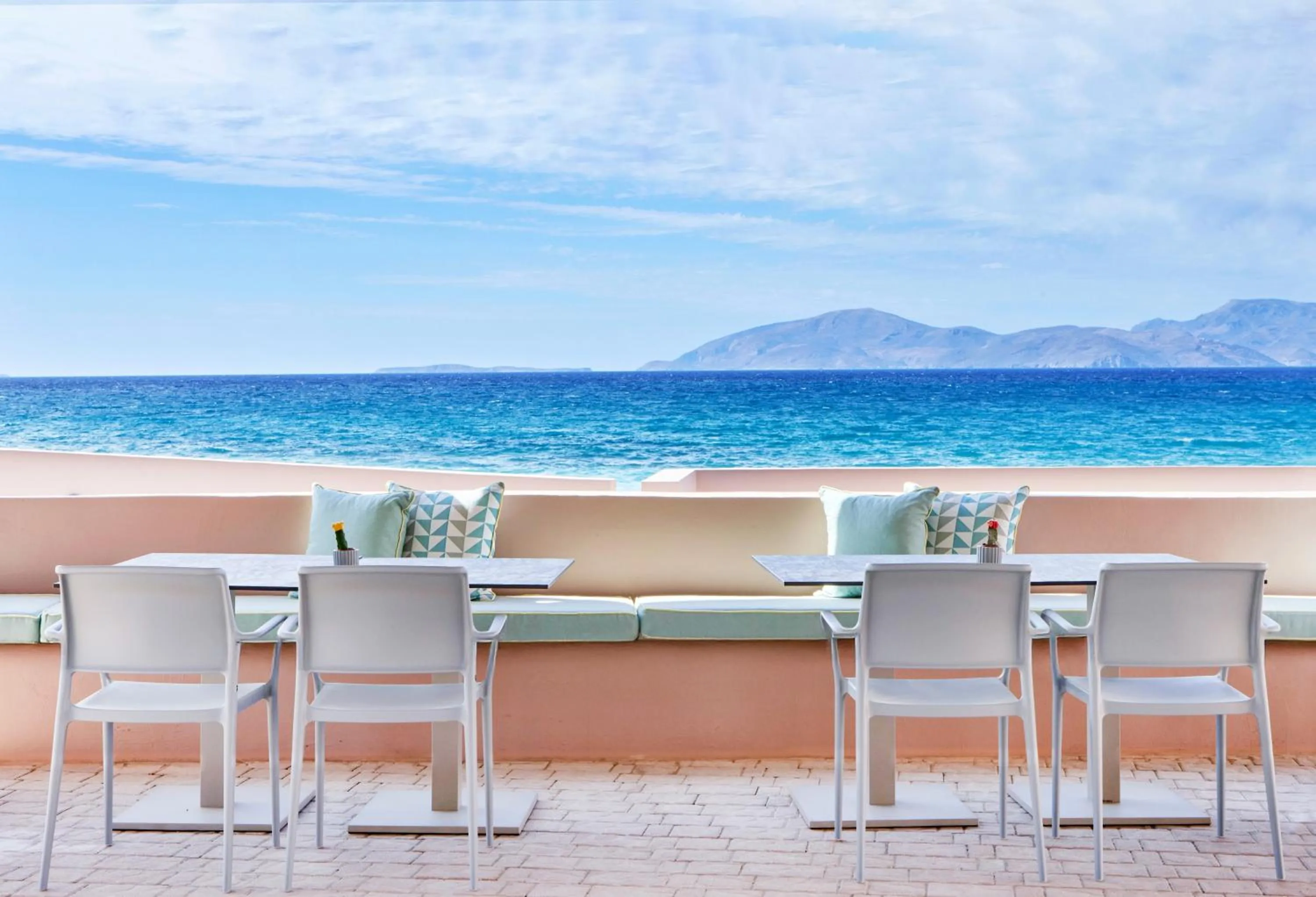 Restaurant/places to eat in Ammos Luxury Resort