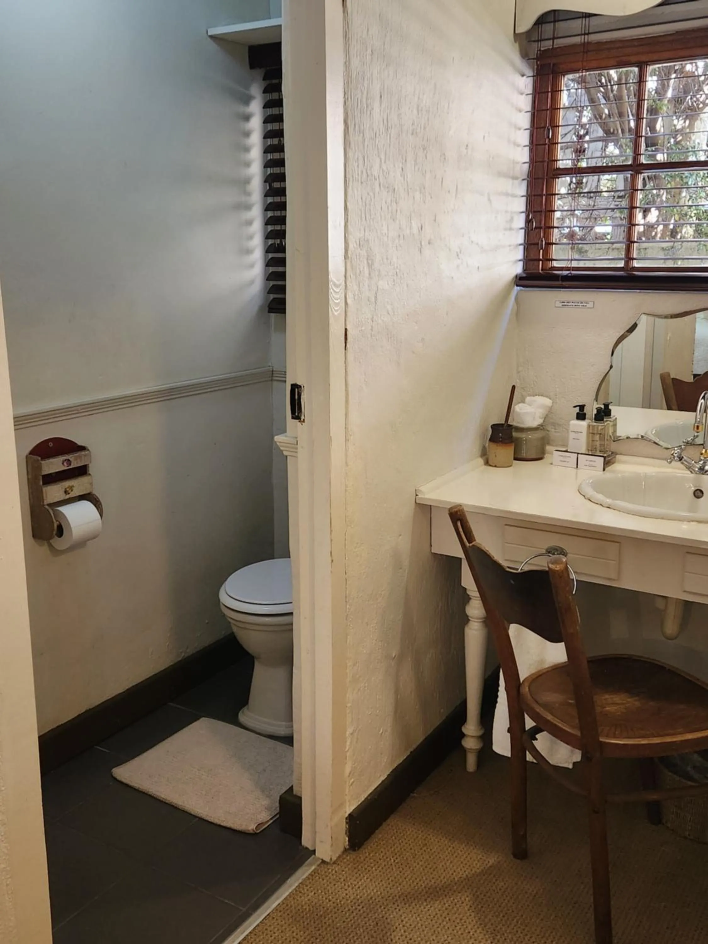 Toilet in Cleopatra Mountain Farmhouse
